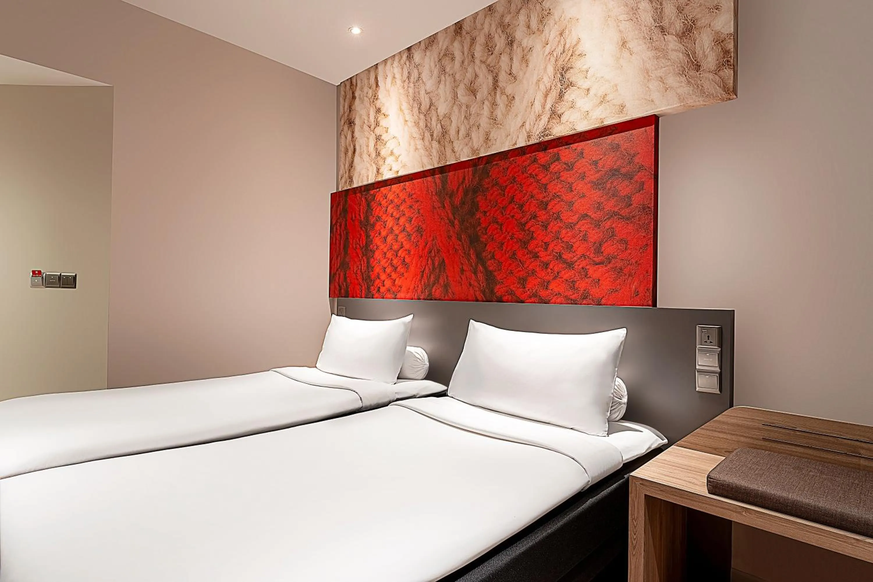 Standard Twin Room in ibis PJCC Petaling Jaya