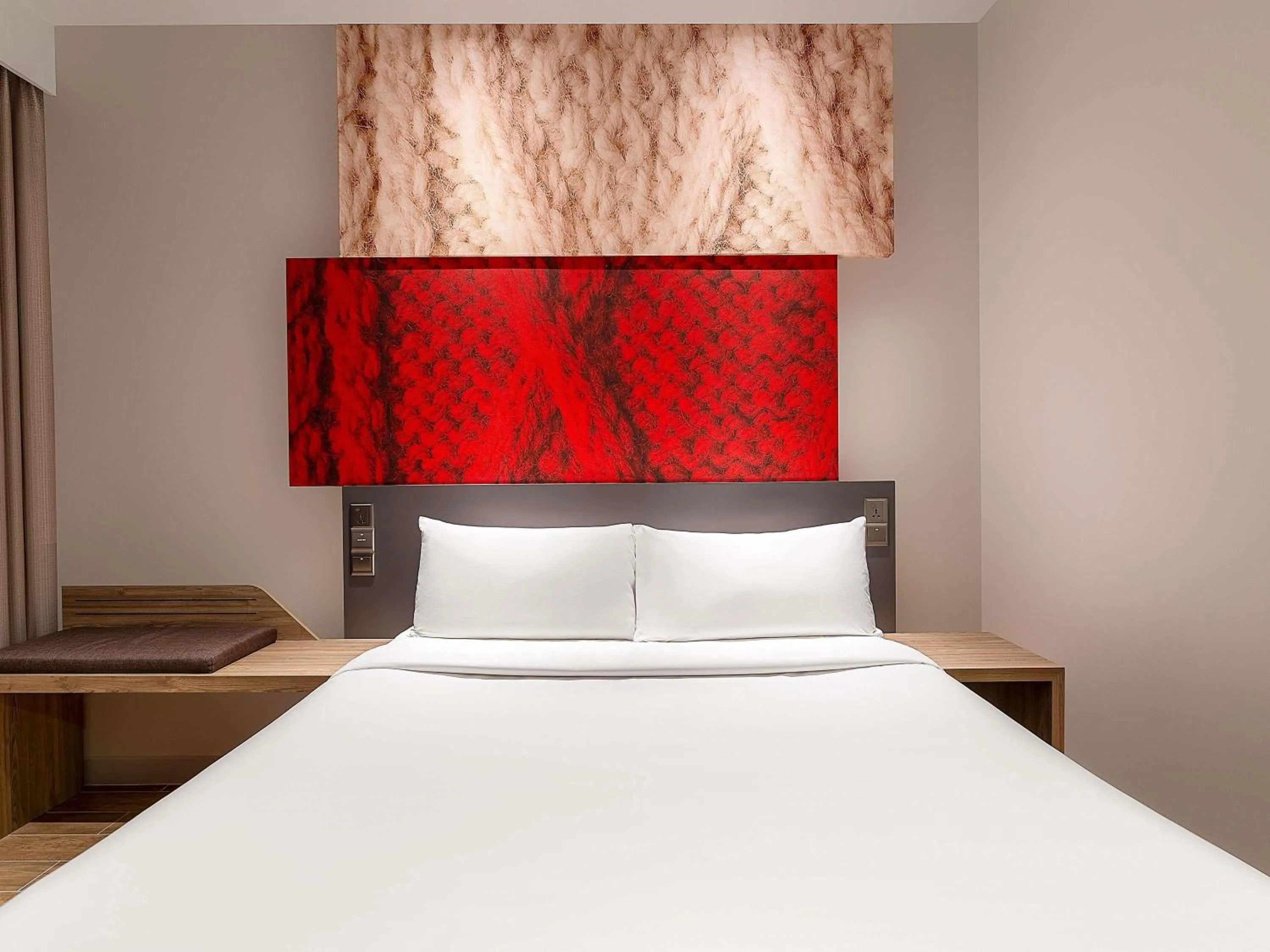 Standard Queen Room in ibis PJCC Petaling Jaya