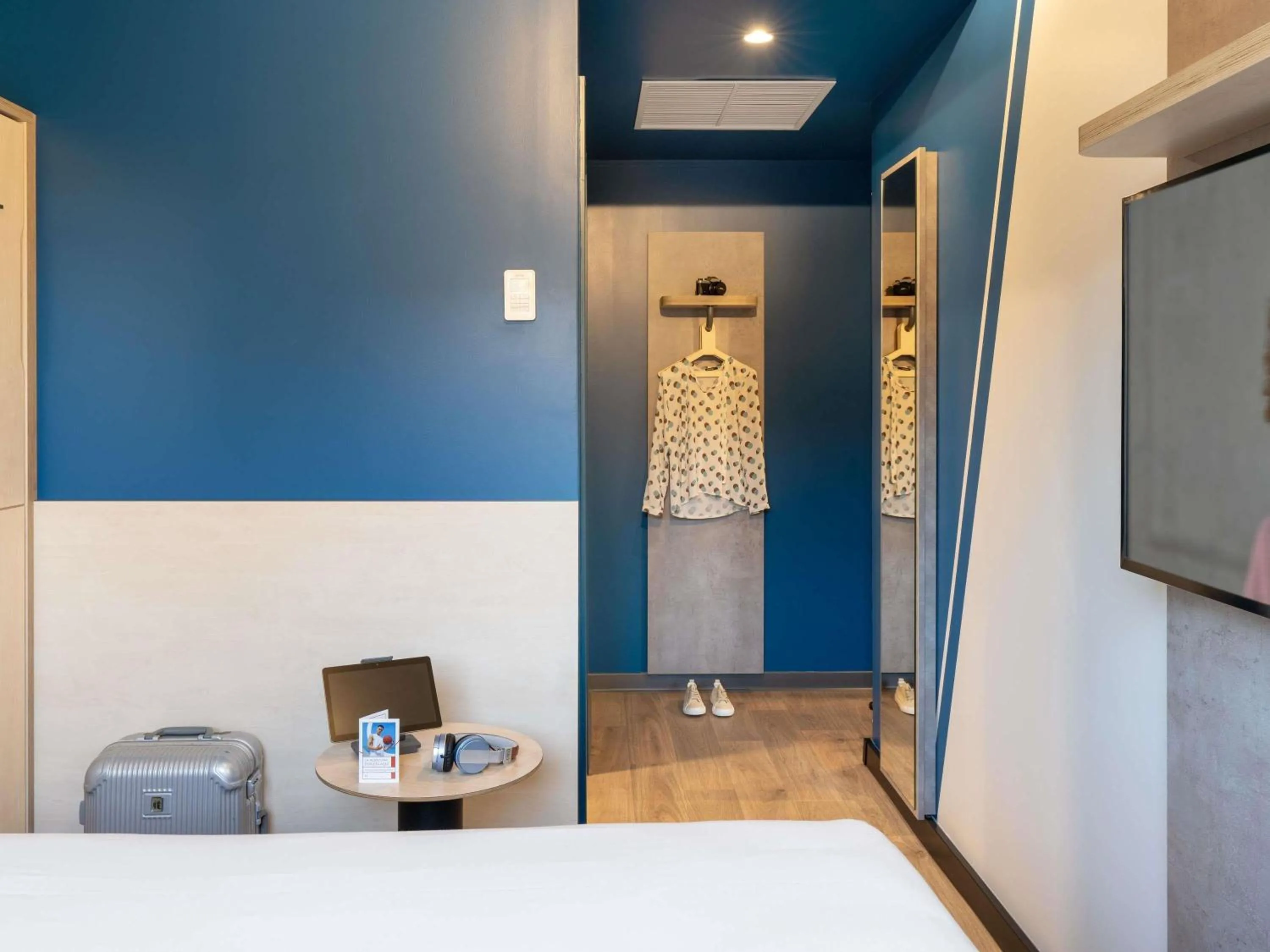 Superior Double Room in ibis budget Valencia Centro Puerto