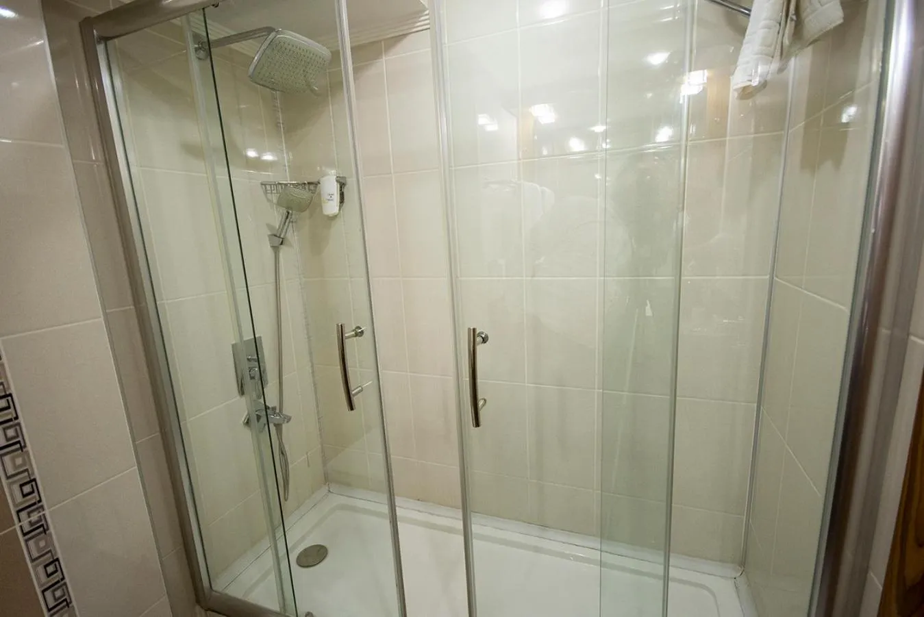 Standard Twin Room in NK Hotel