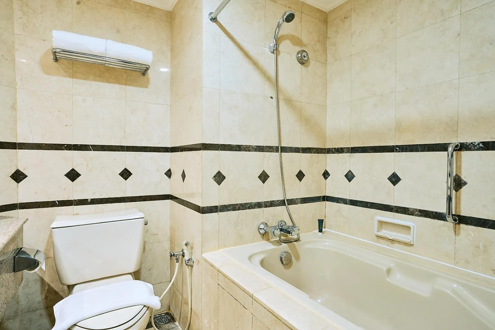 Large Double Room in Horison Ultima Menteng Jakarta