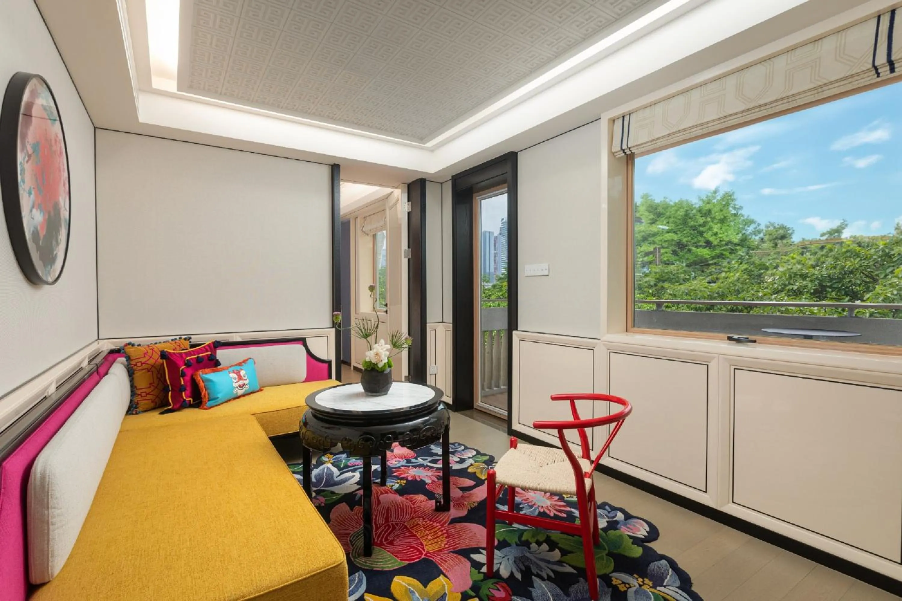 One-Bedroom King Suite with Balcony in Hotel Indigo Guangzhou Haixinsha by IHG