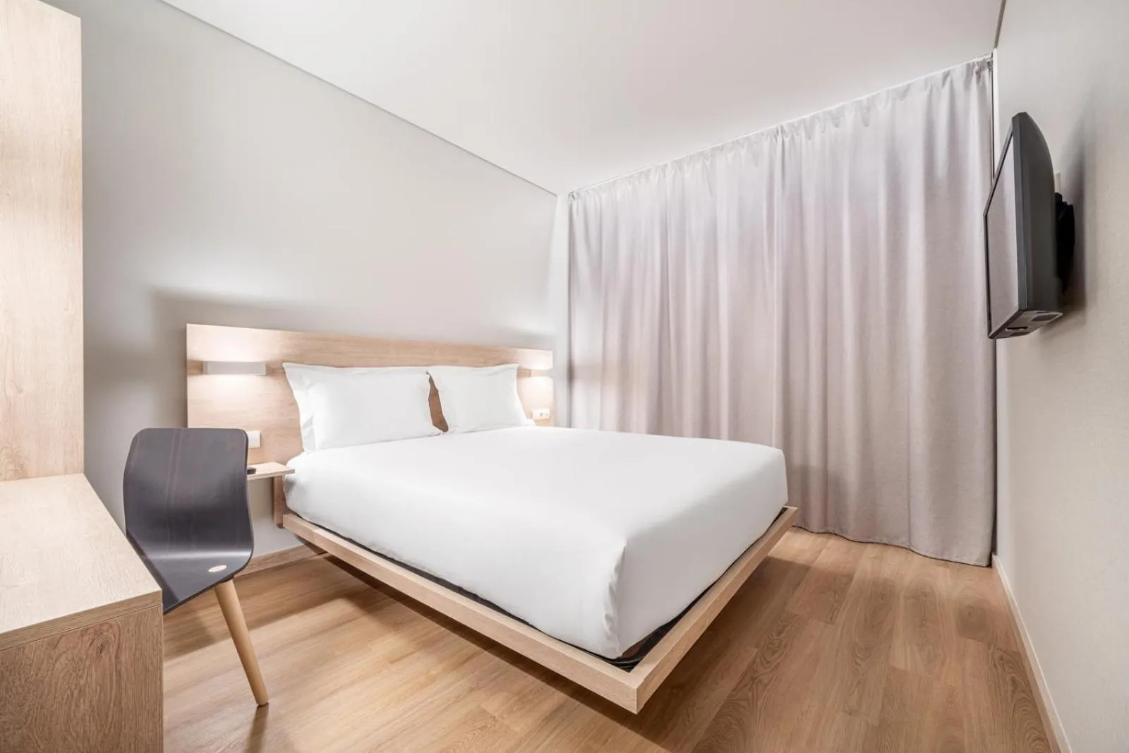 Double Room in Moov Hotel Lisboa Oriente
