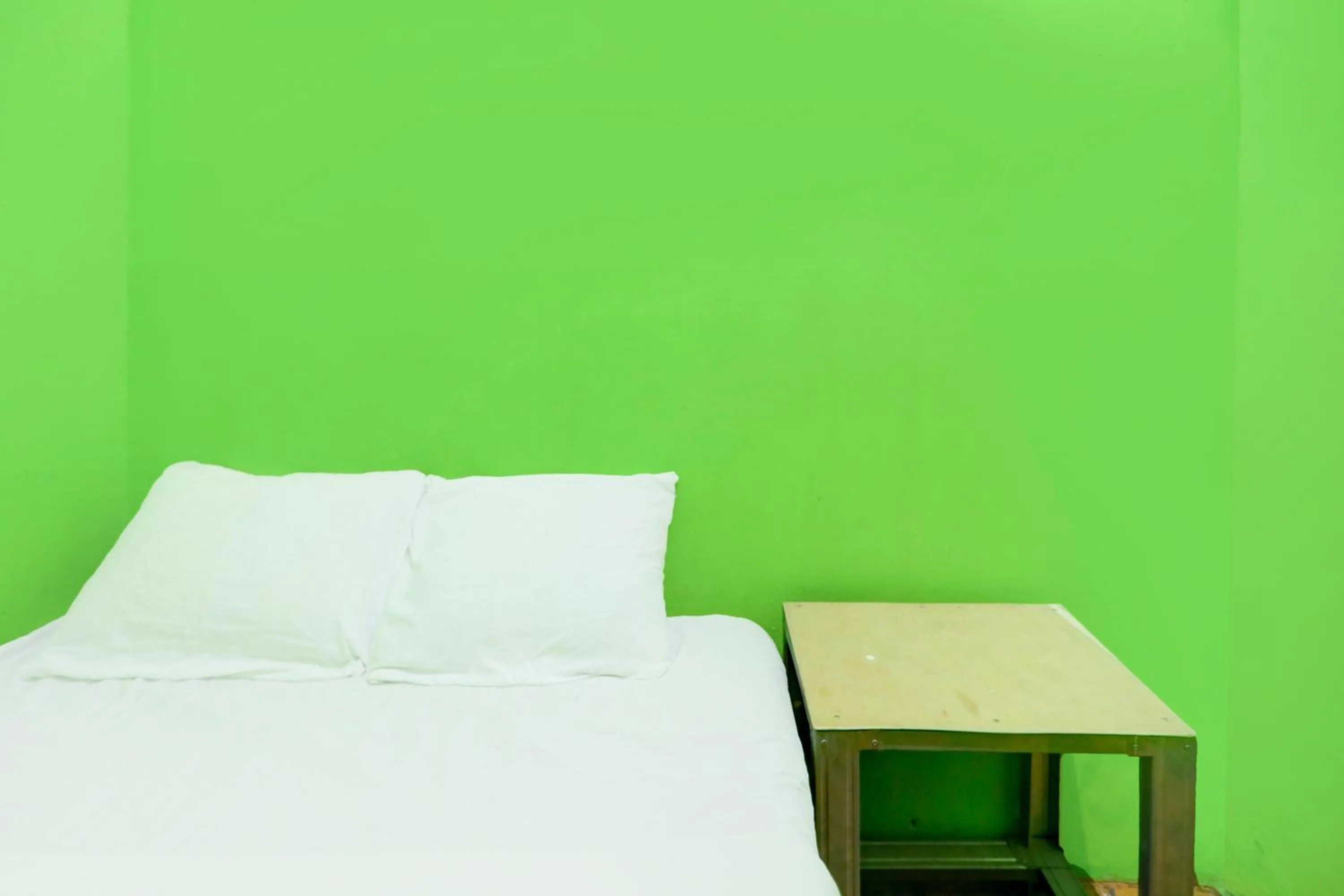 Budget Double Room in Hotel O Joyoakis 2 Homestay SyariahNearMall Nagoya Hill