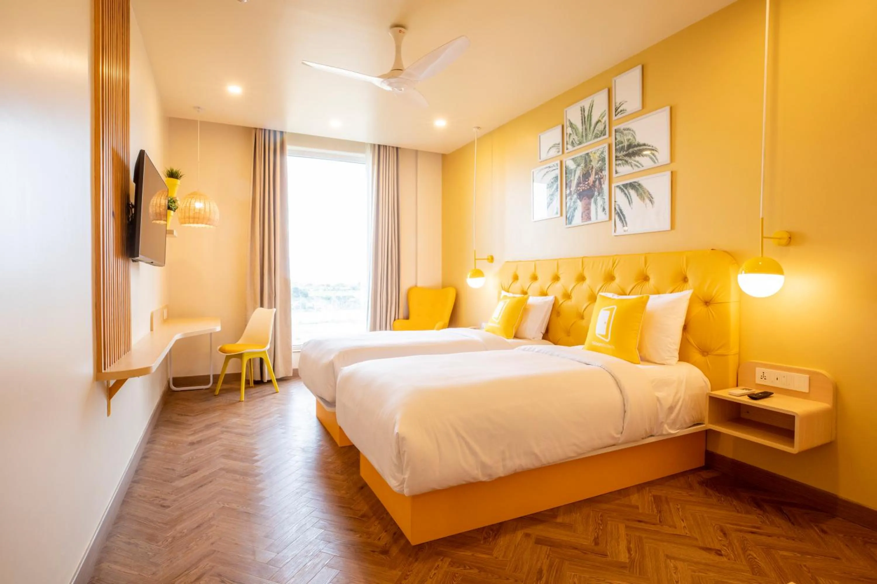 Deluxe Twin Room - single occupancy in Bloom Hub l ORR Marathahalli