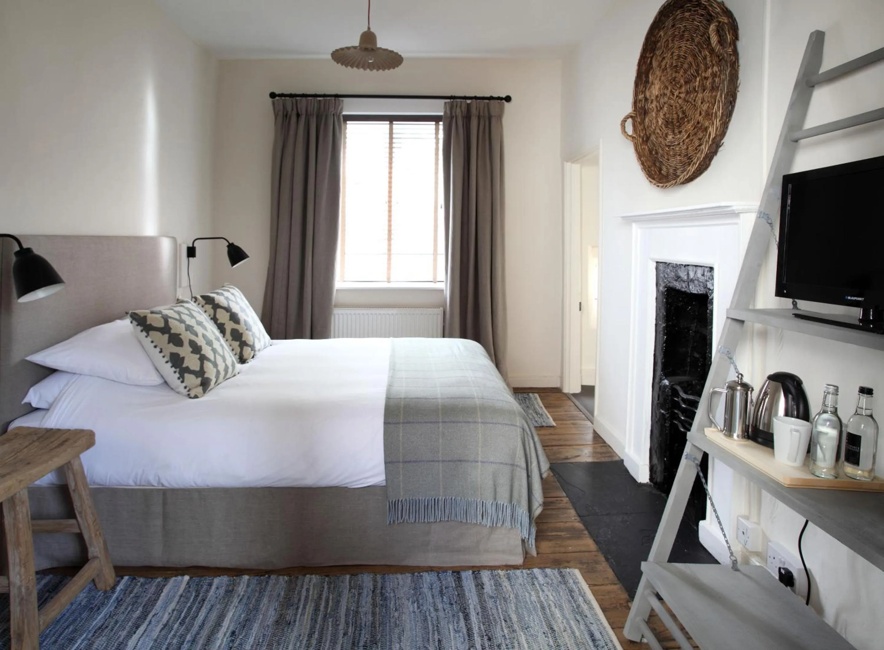 Deluxe King Room in Black Lion Hotel