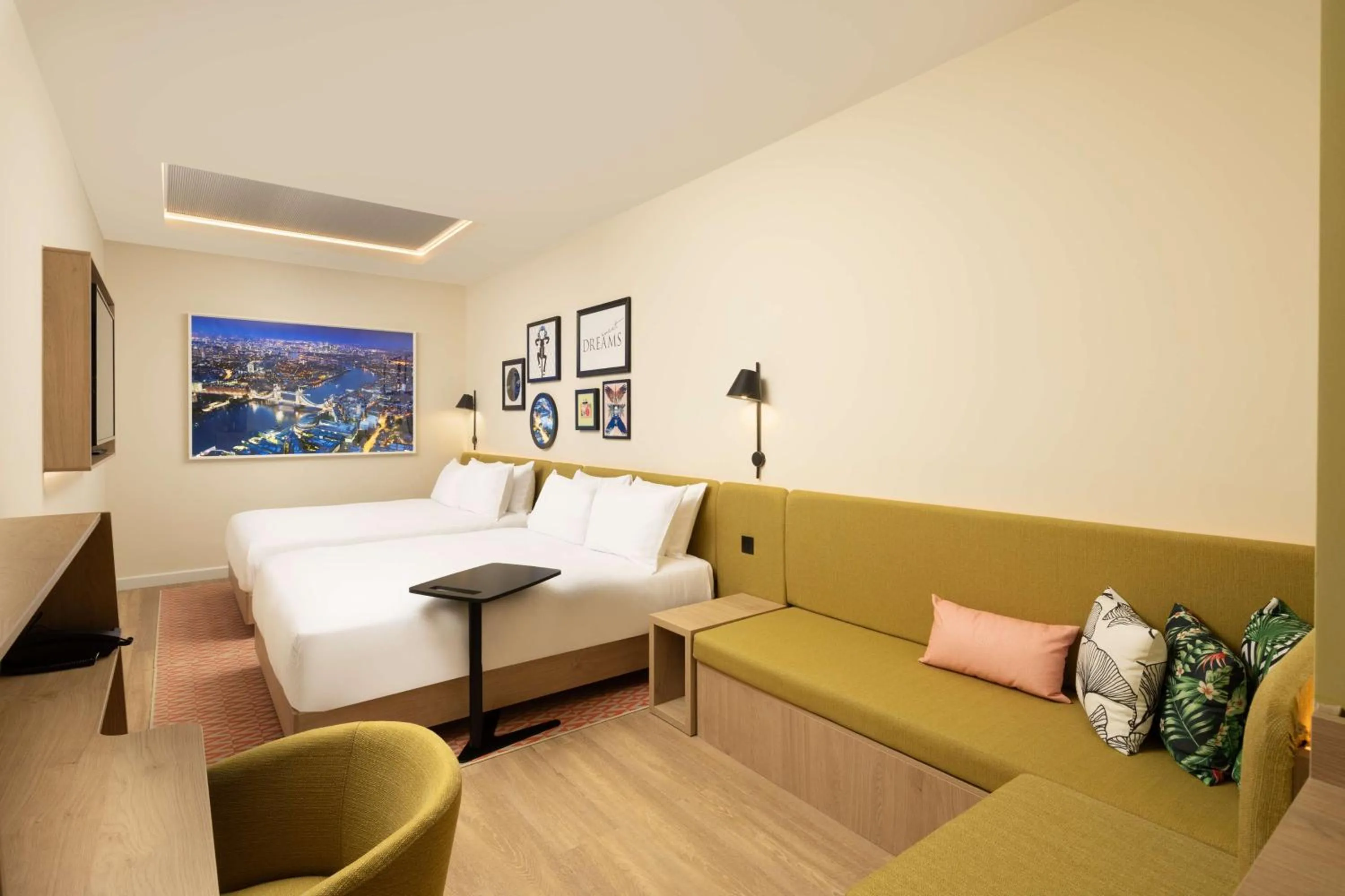 Queen Room with Two Queen Beds - No Window in Hampton By Hilton London Old Street