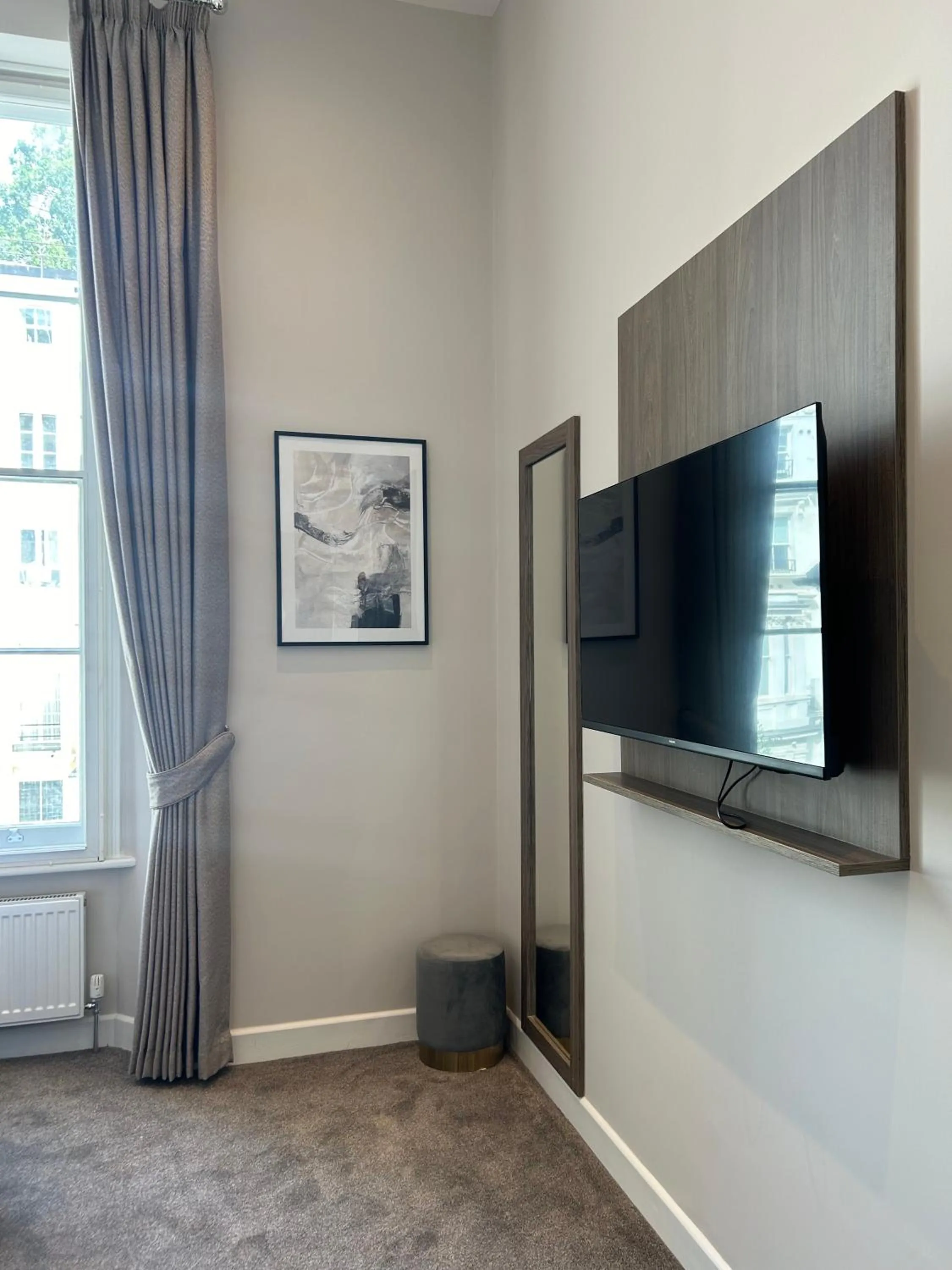 Twin Room in Reem Hotel