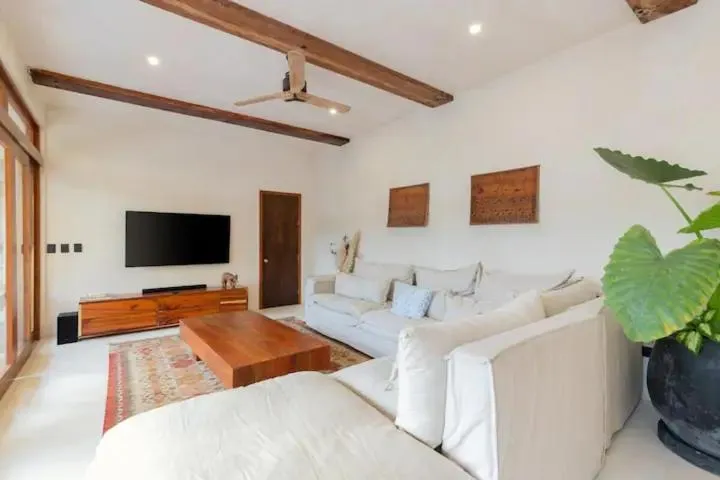 Deluxe Family Suite in Villa Sanah