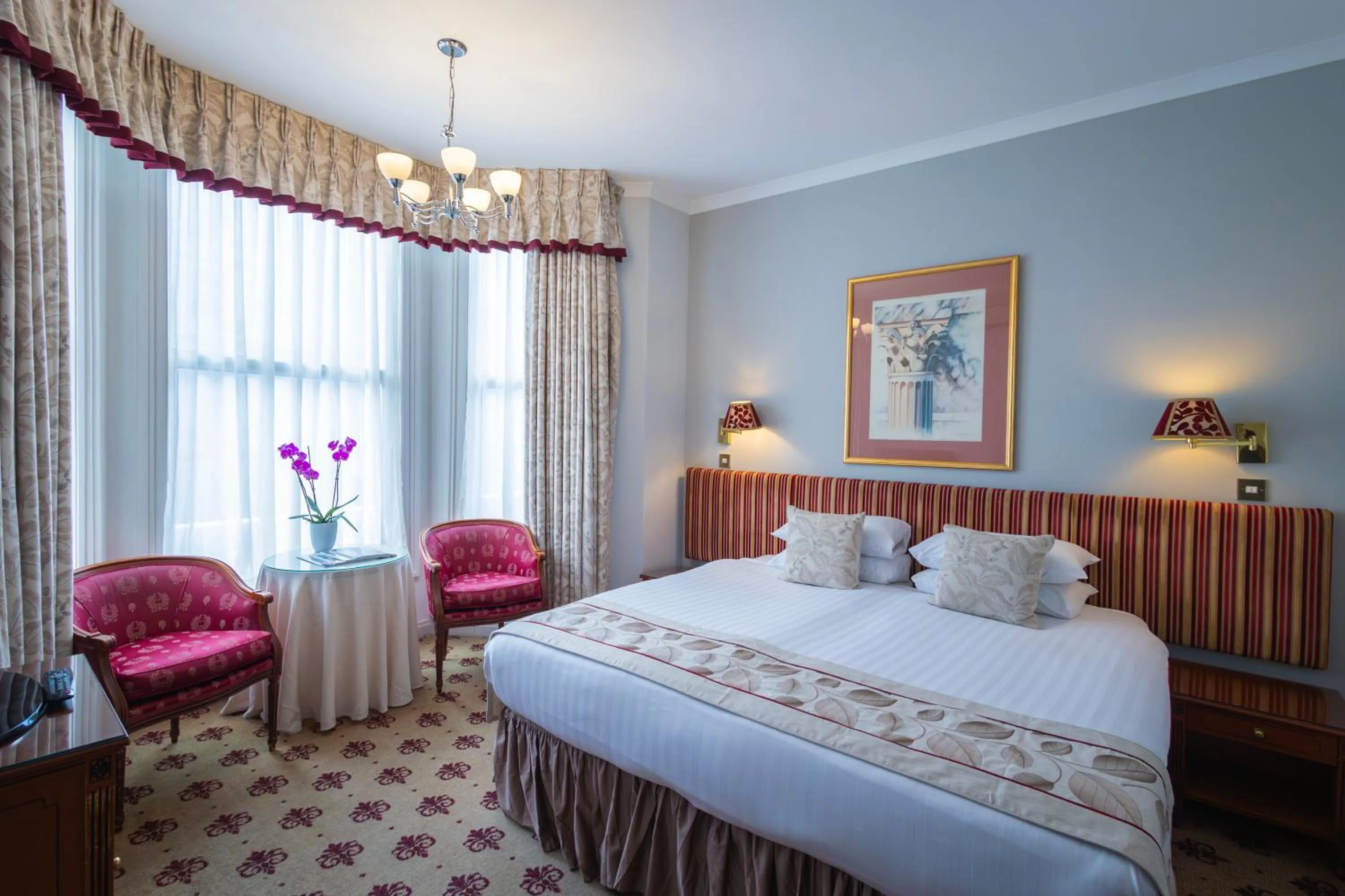 Executive Double Room in London Lodge Hotel