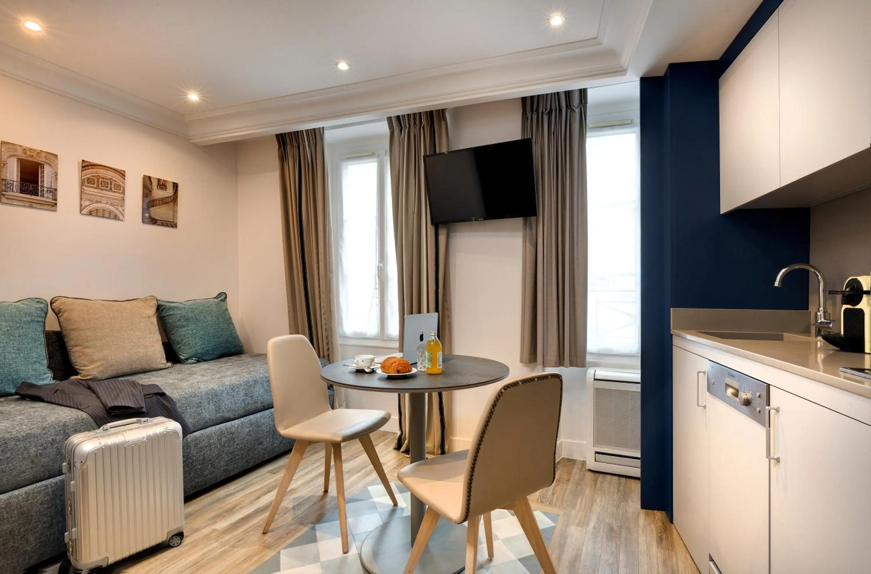 Premium Apartment in Serotel Suites Opera