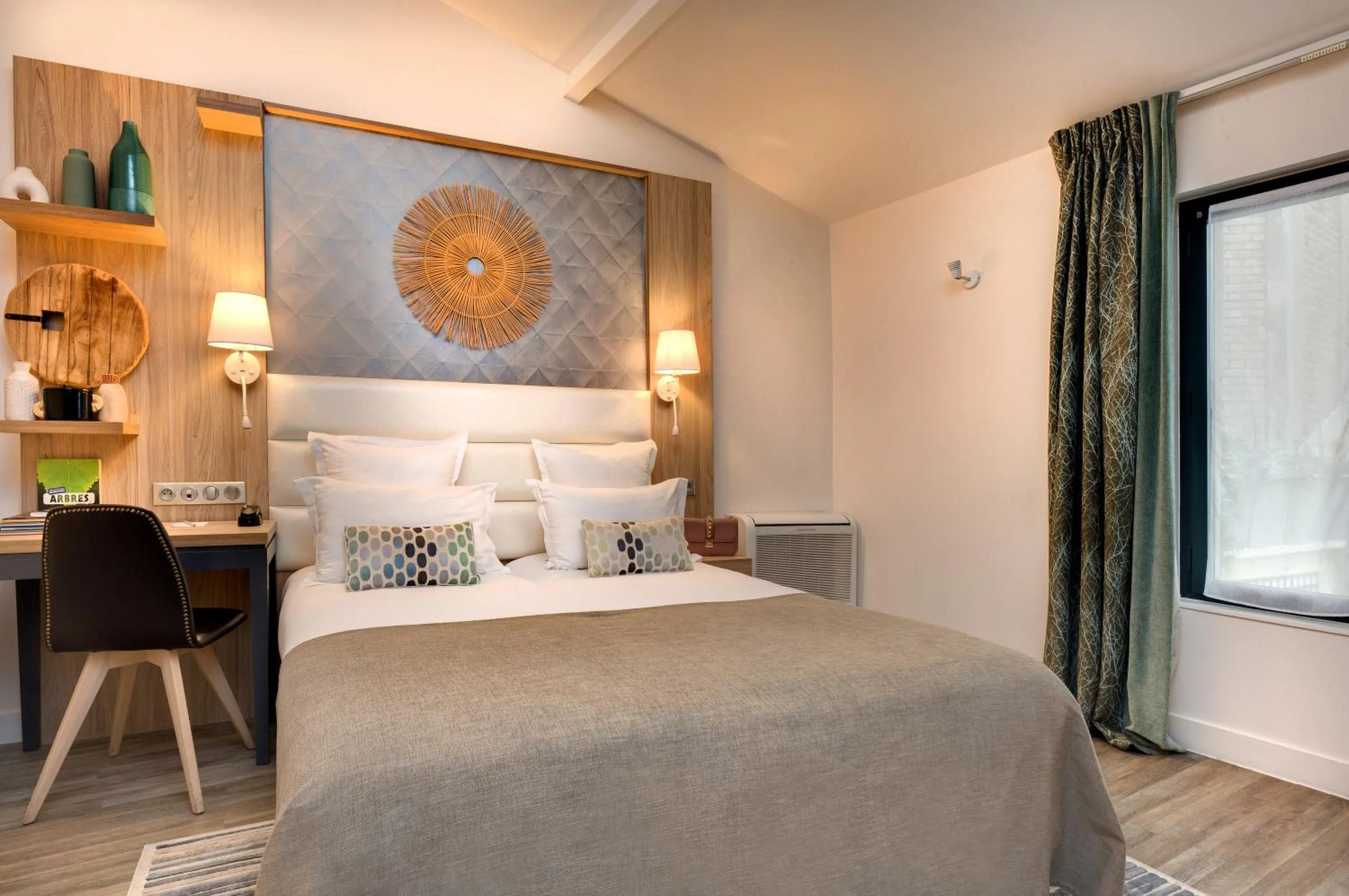 Studio in Serotel Suites Opera