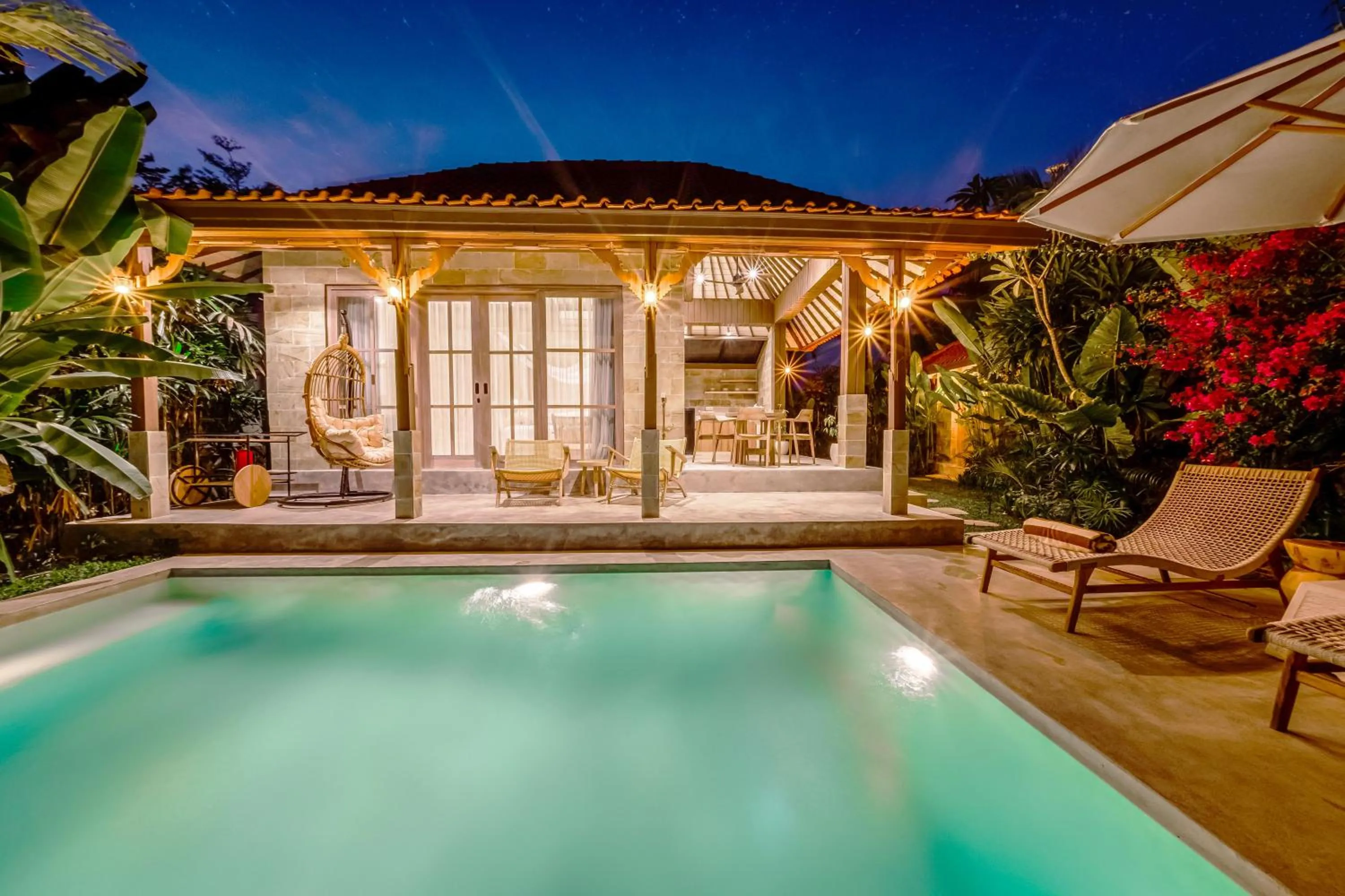 Villa with Pool View in Nyaman Villas by EVDEkimi - Romantic escape among rice fields with Pool, Terrace - Long stay extras