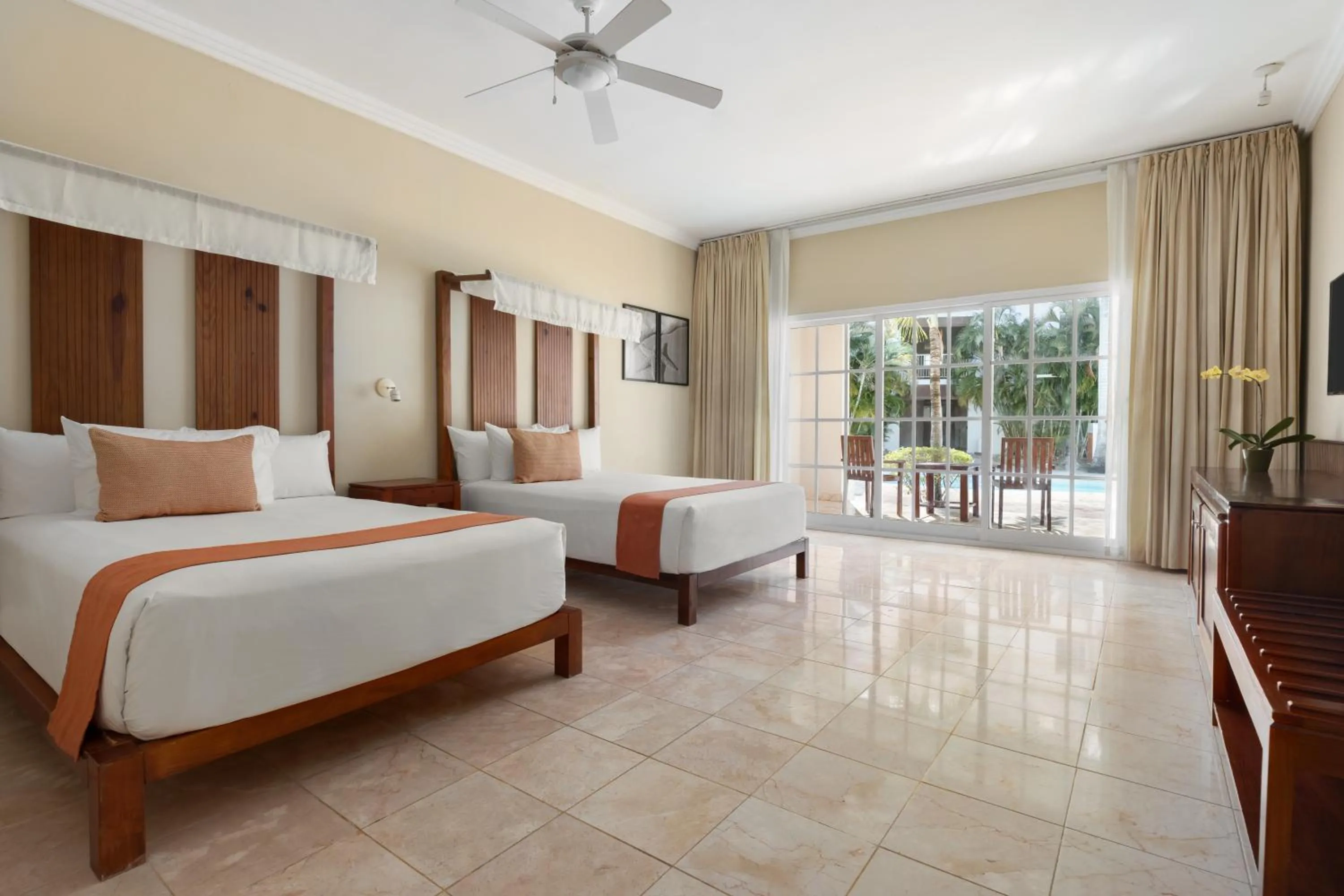 Deluxe Pool View Double in Sunscape Coco Punta Cana - All Inclusive
