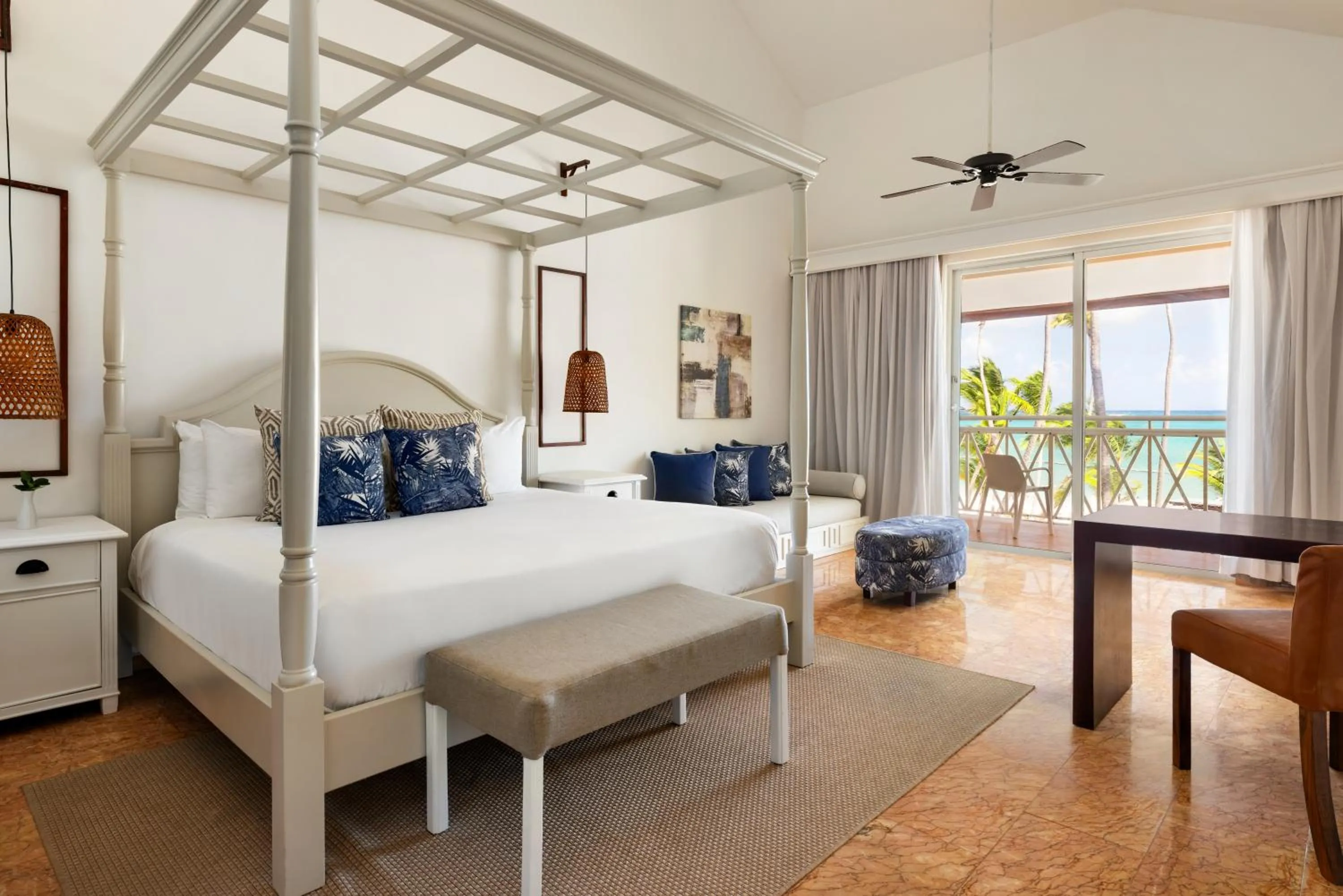Sun Club Premium Suite Ocean Front King in Sunscape Coco Punta Cana - All Inclusive