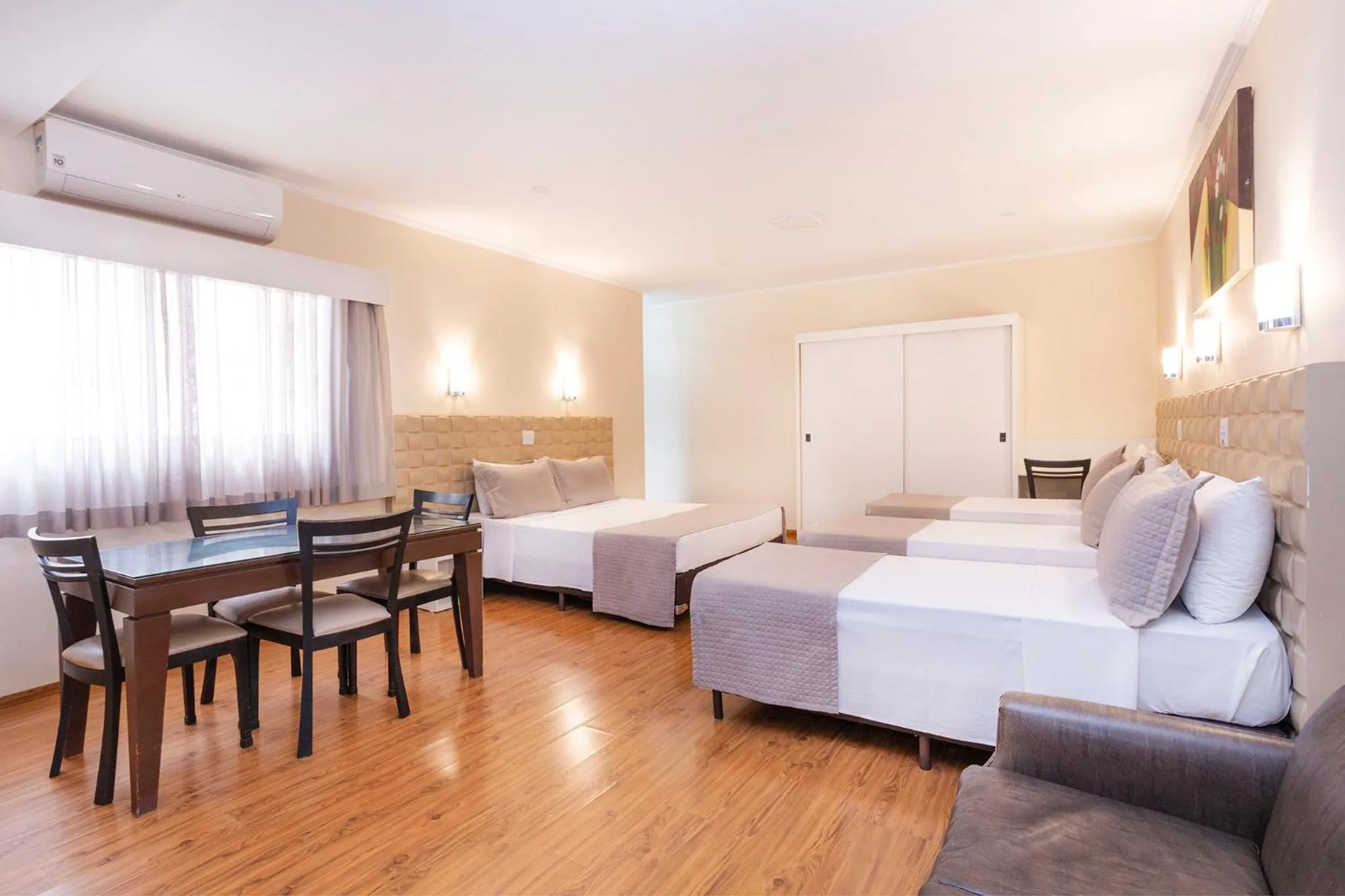 Standard Quintuple Room in Hotel Marbor