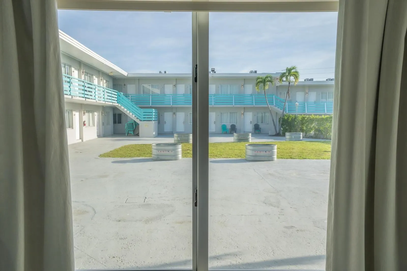 Double Room - Disability Access in The Biscayne Hotel