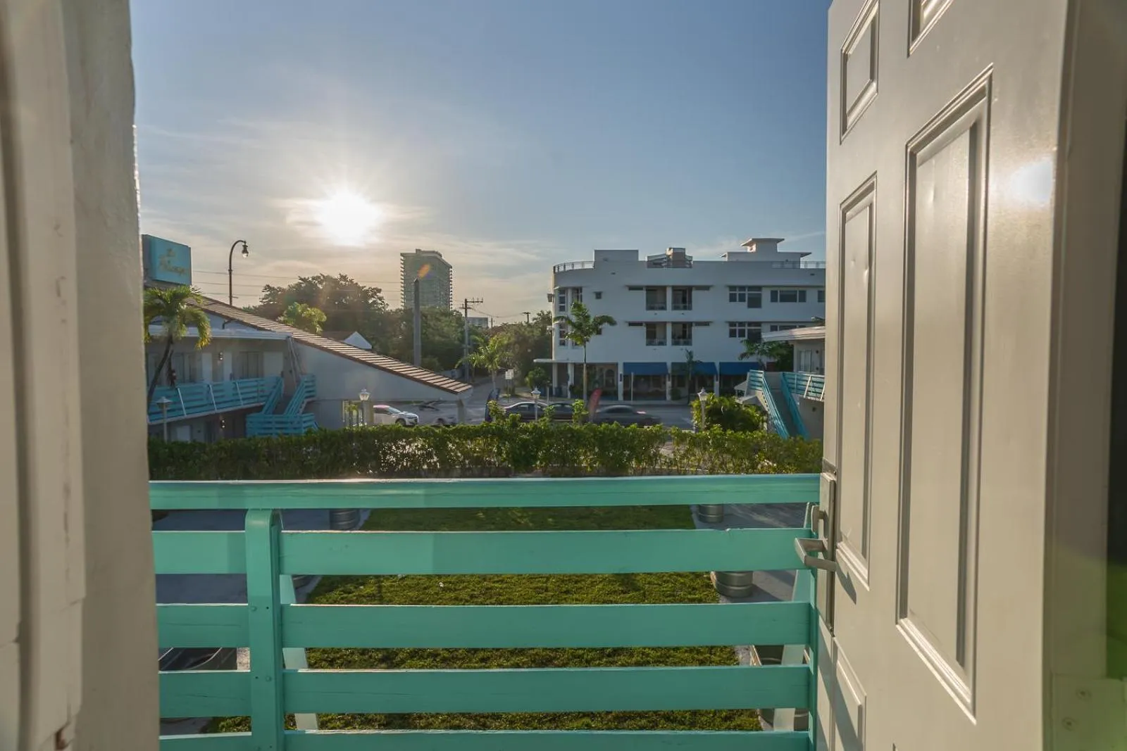 Deluxe King Room in The Biscayne Hotel