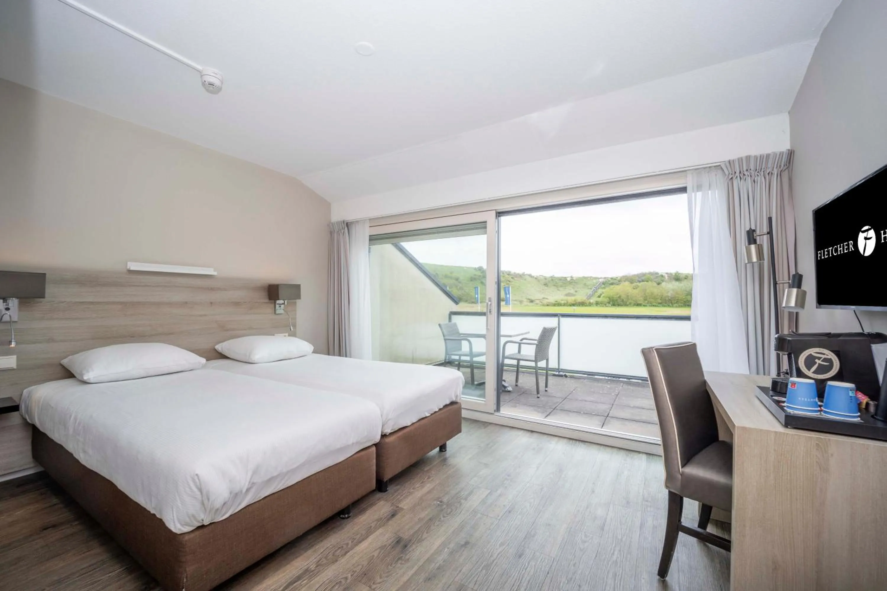 Comfort Double Room with Shower and Balcony in Fletcher Zuiderduin Beachhotel