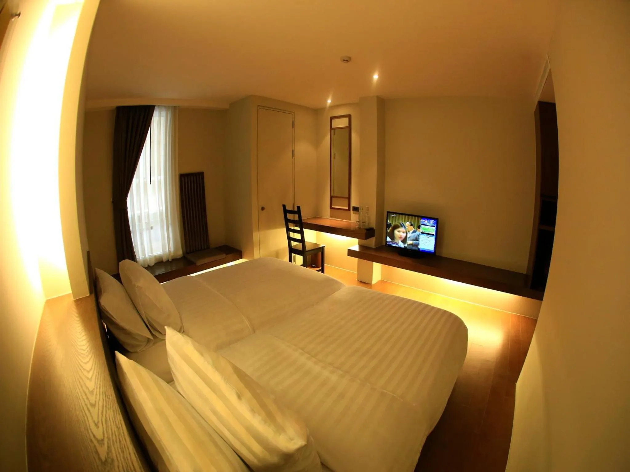 Superior Twin Room in Silom One