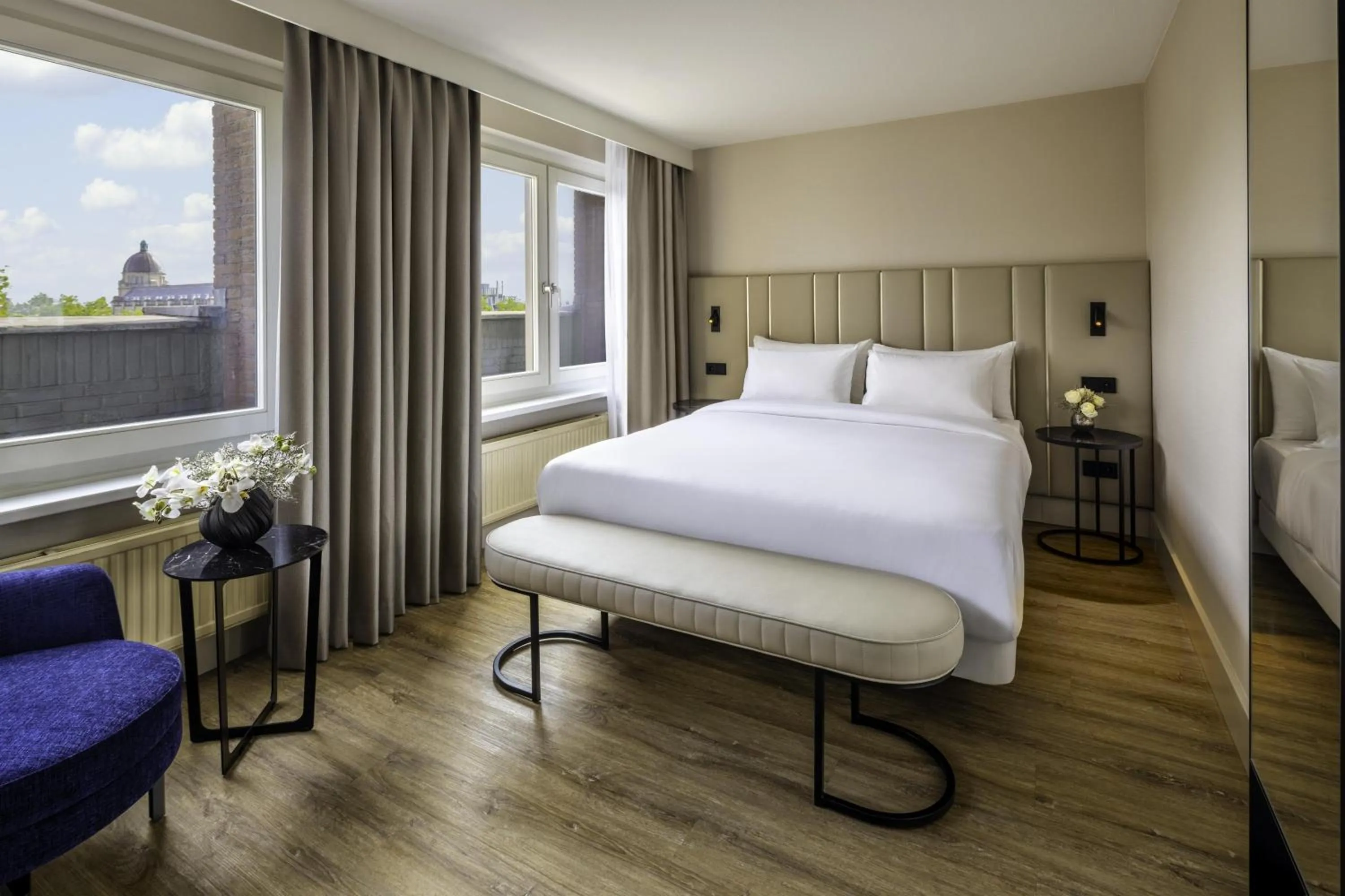 Standard Double Room with View in NH Amsterdam Leidseplein