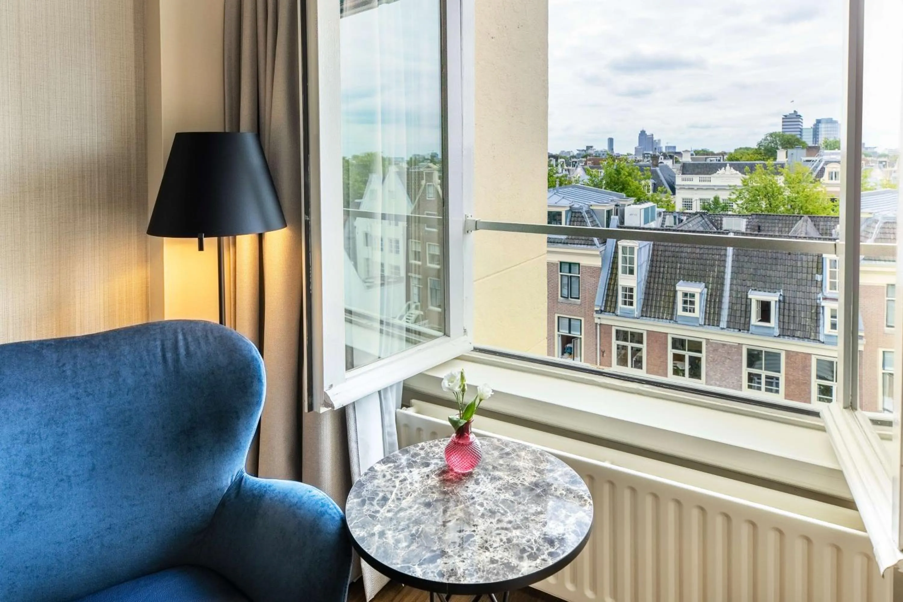 Superior Triple Room in NH Amsterdam Schiller