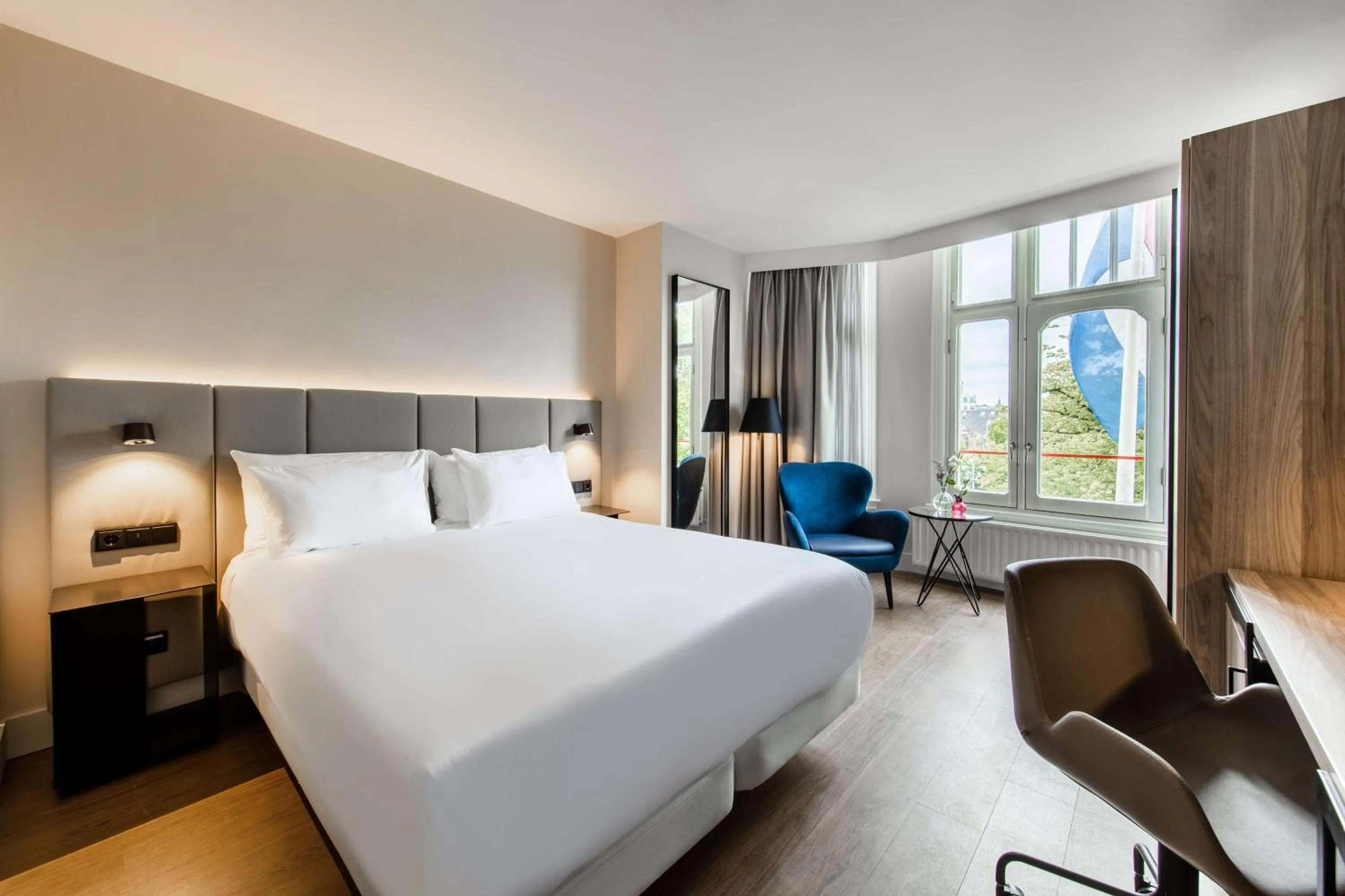 Superior Double or Twin Room in NH Amsterdam Schiller