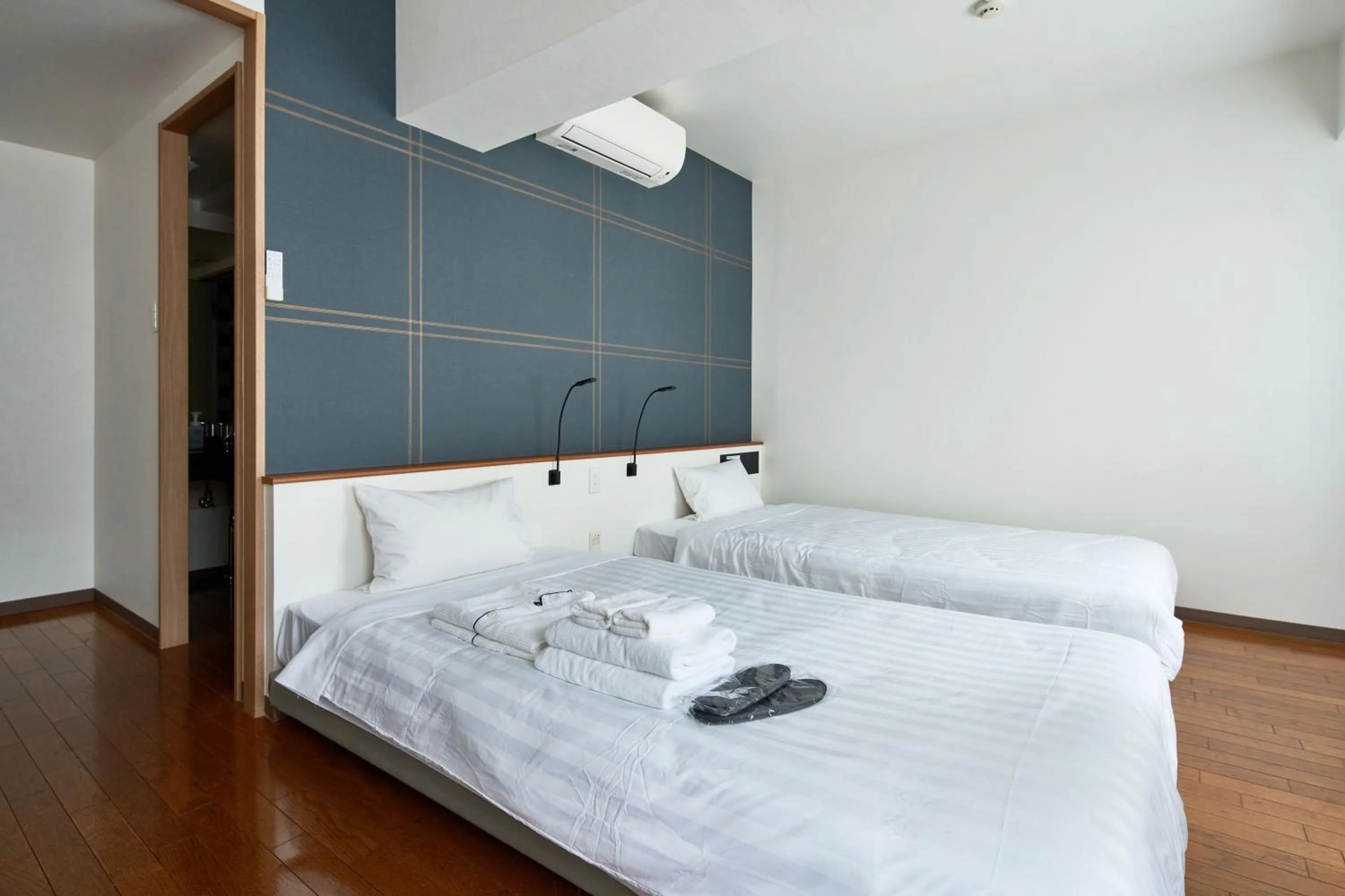 Deluxe Twin Room - Non-Smoking - No Cleaning for Consecutive Night Stays in TOKIO's HOTEL