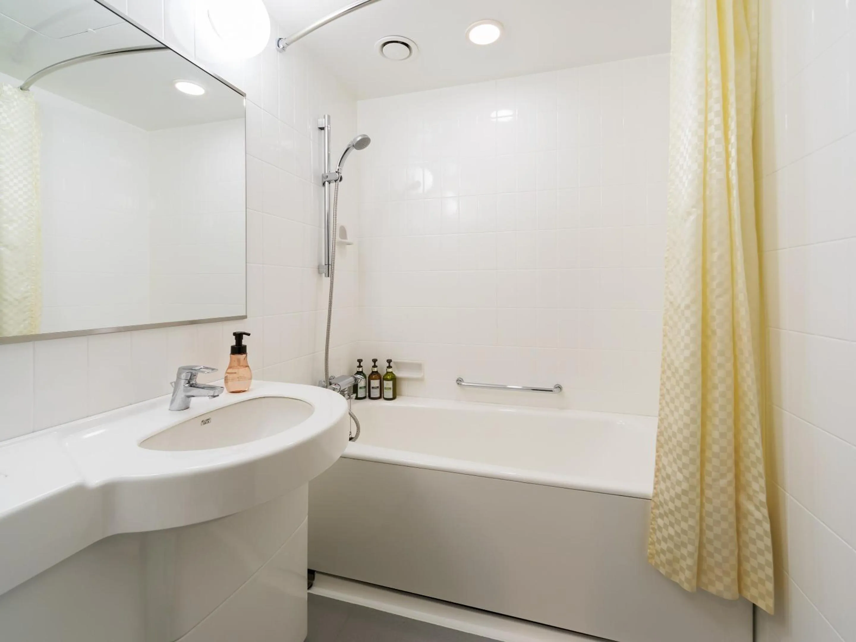 Top Floor - Non-Smoking - Sakura Triple Room in Hotel Wing International Premium Tokyo Yotsuya