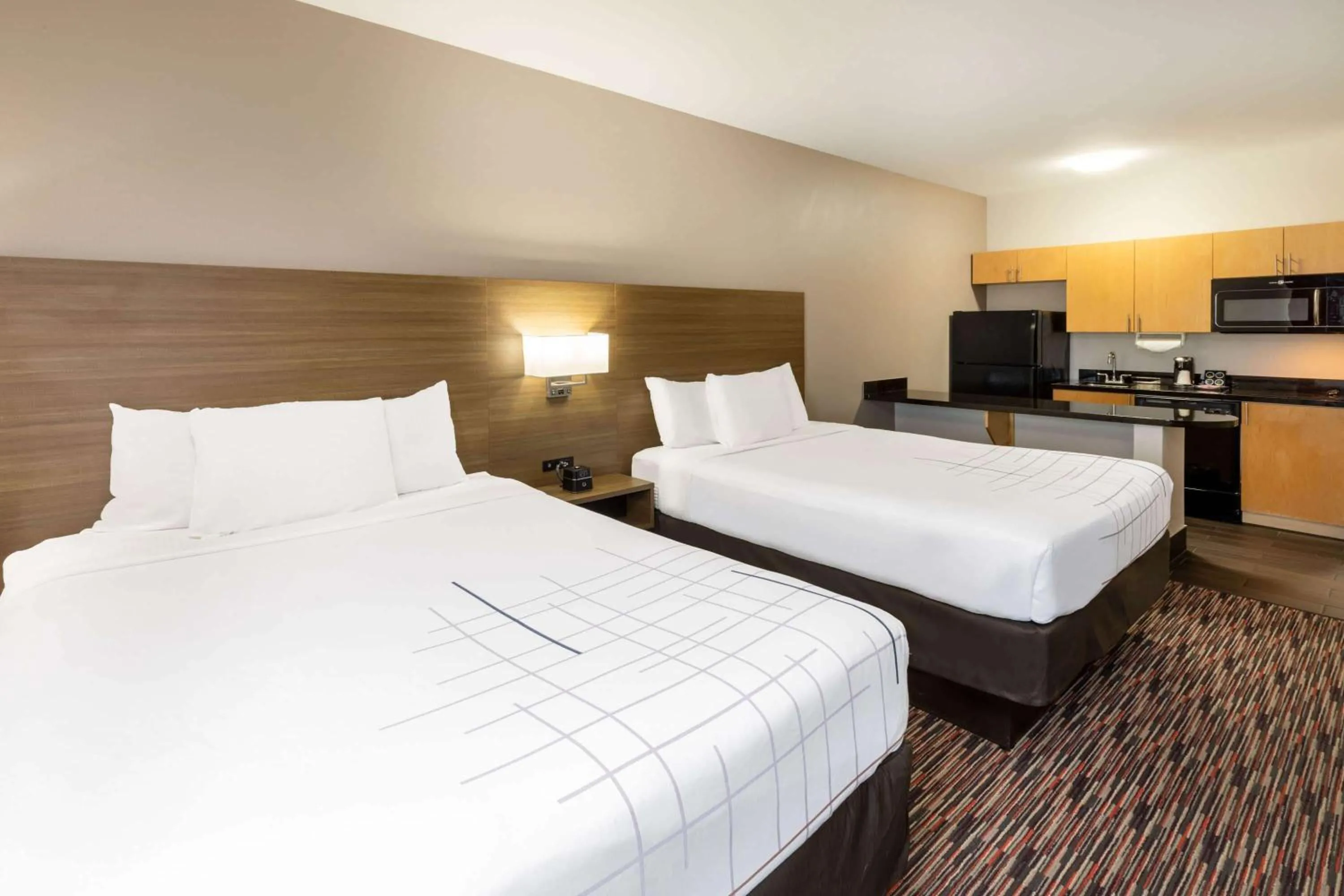 Deluxe Studio Suite with Two Queen Beds - Non-Smoking in La Quinta by Wyndham Wichita Falls - MSU Area