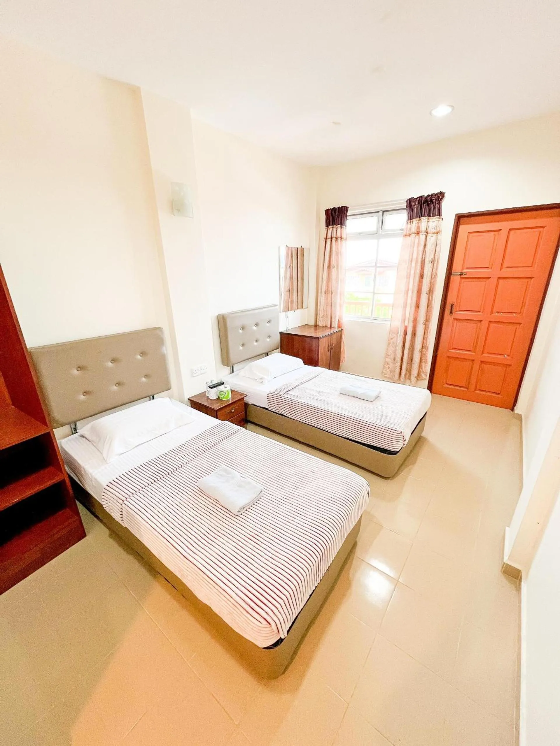 Deluxe Double or Twin Room in Amzar Motel Cenang