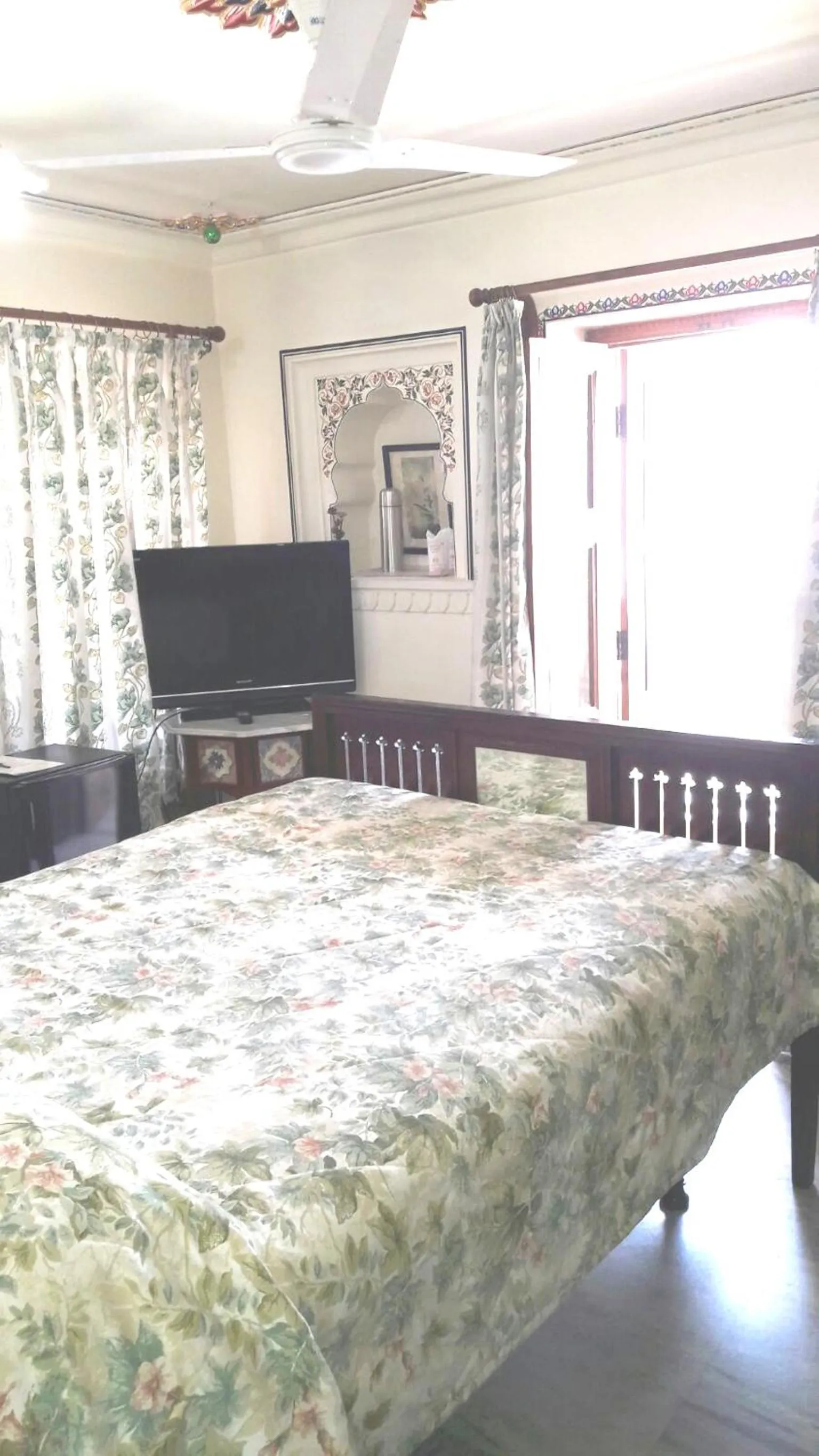 Superior Single Room - single occupancy in Hotel Pushkar Palace