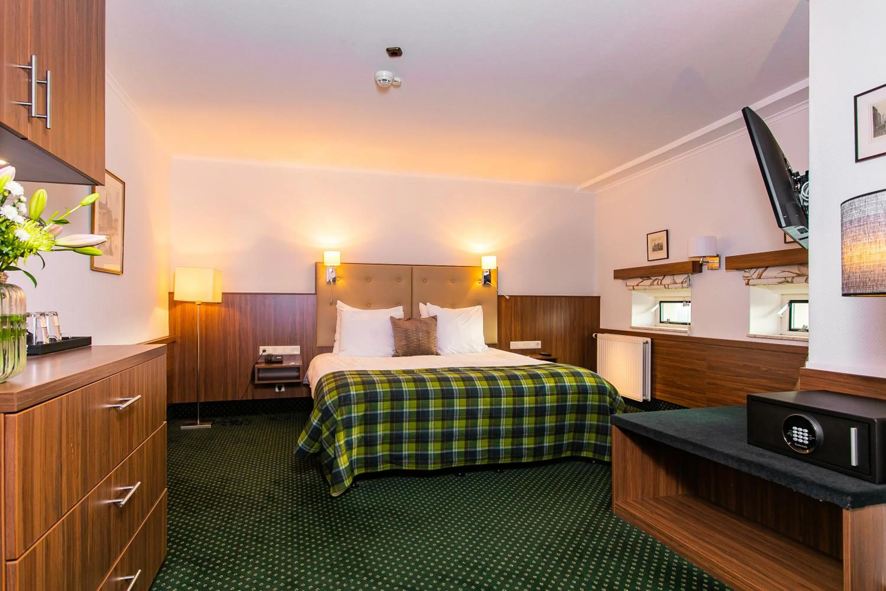 Junior Suite in Golden Tulip Hotel Central