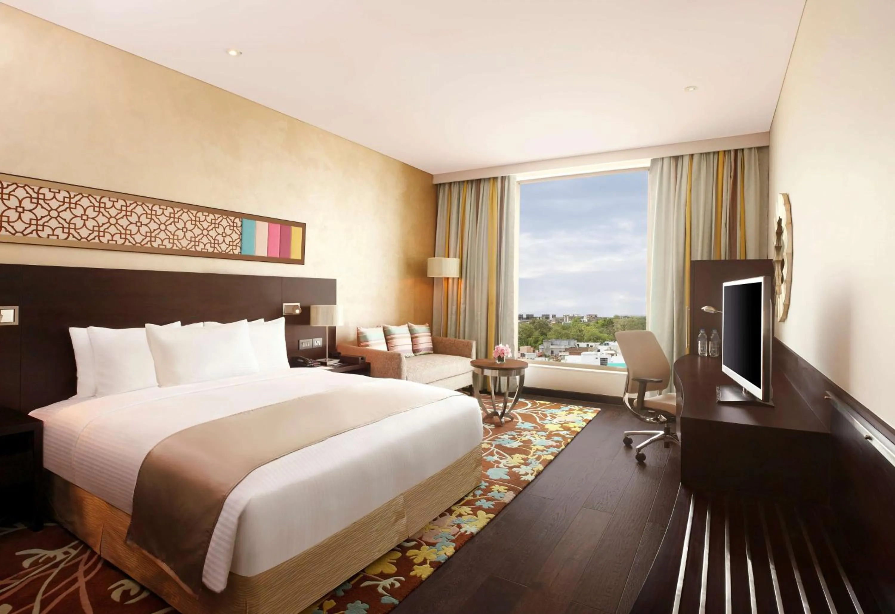 Executive King Room with City View - single occupancy in Hilton Jaipur