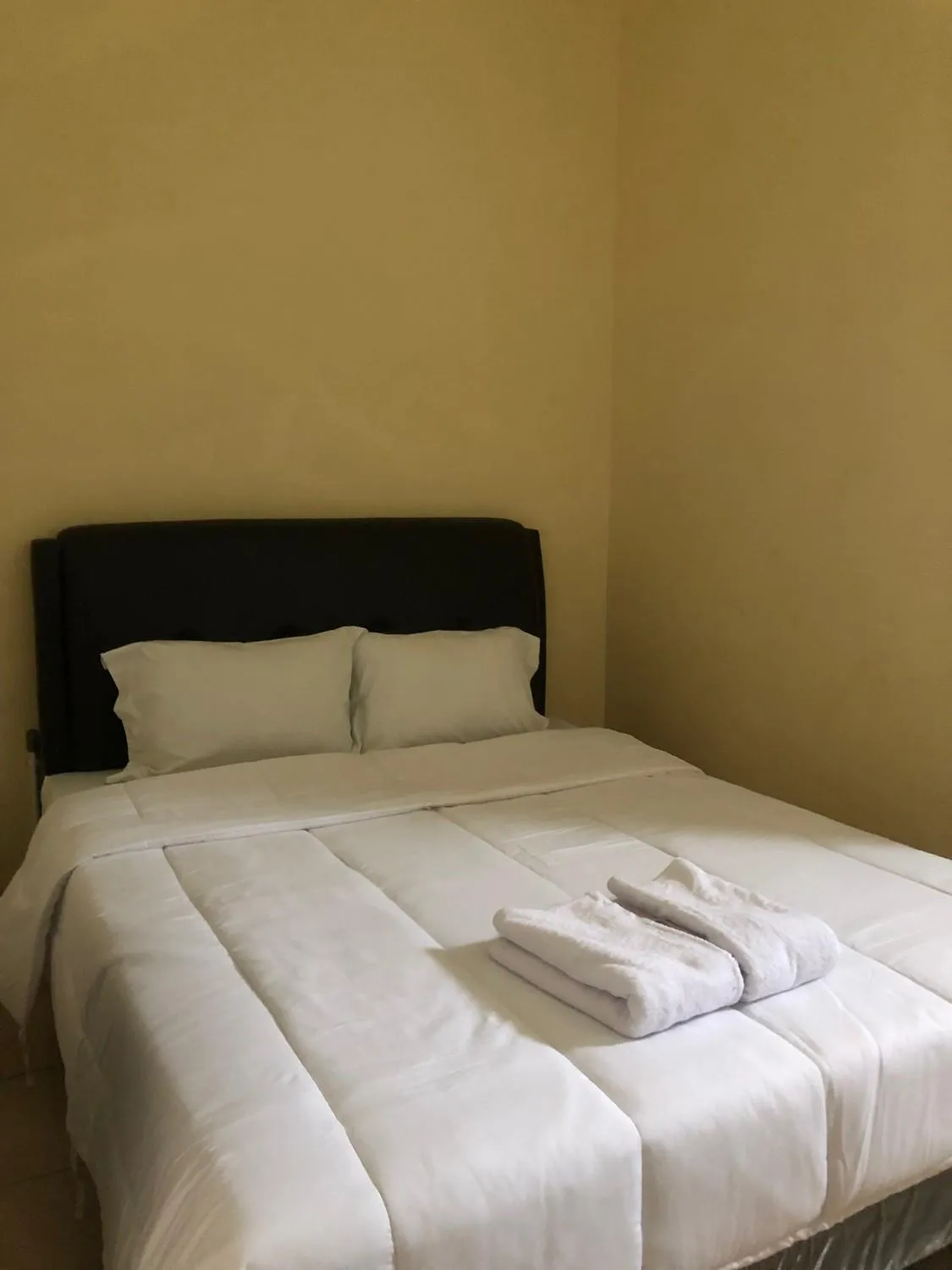 Standard Double Room - single occupancy in Homestay Mulia Syariah Borobudur Magelang Mitra RedDoorz