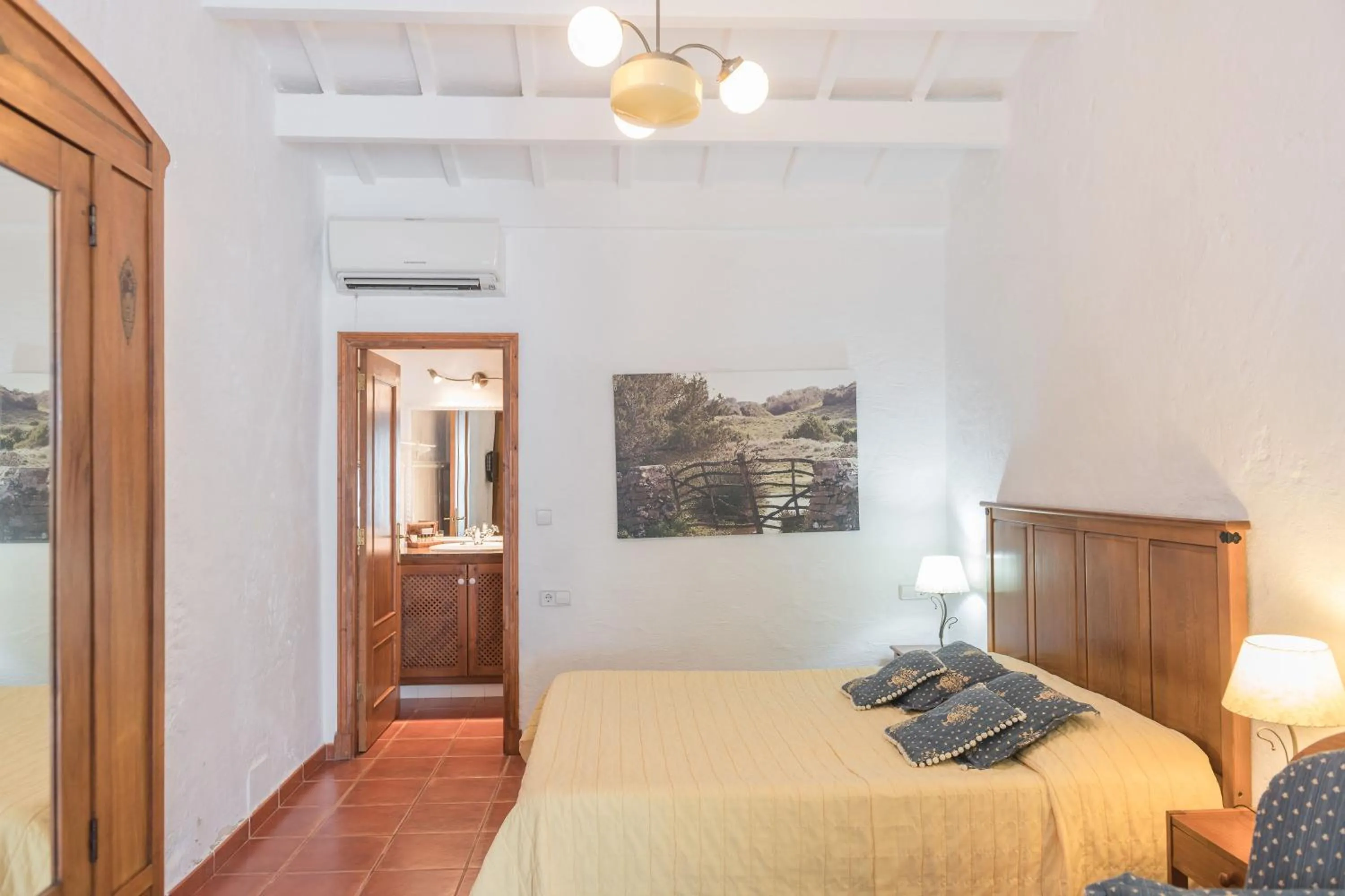 Superior Double Room with Garden View in Hotel Rural Biniarroca - Adults Only