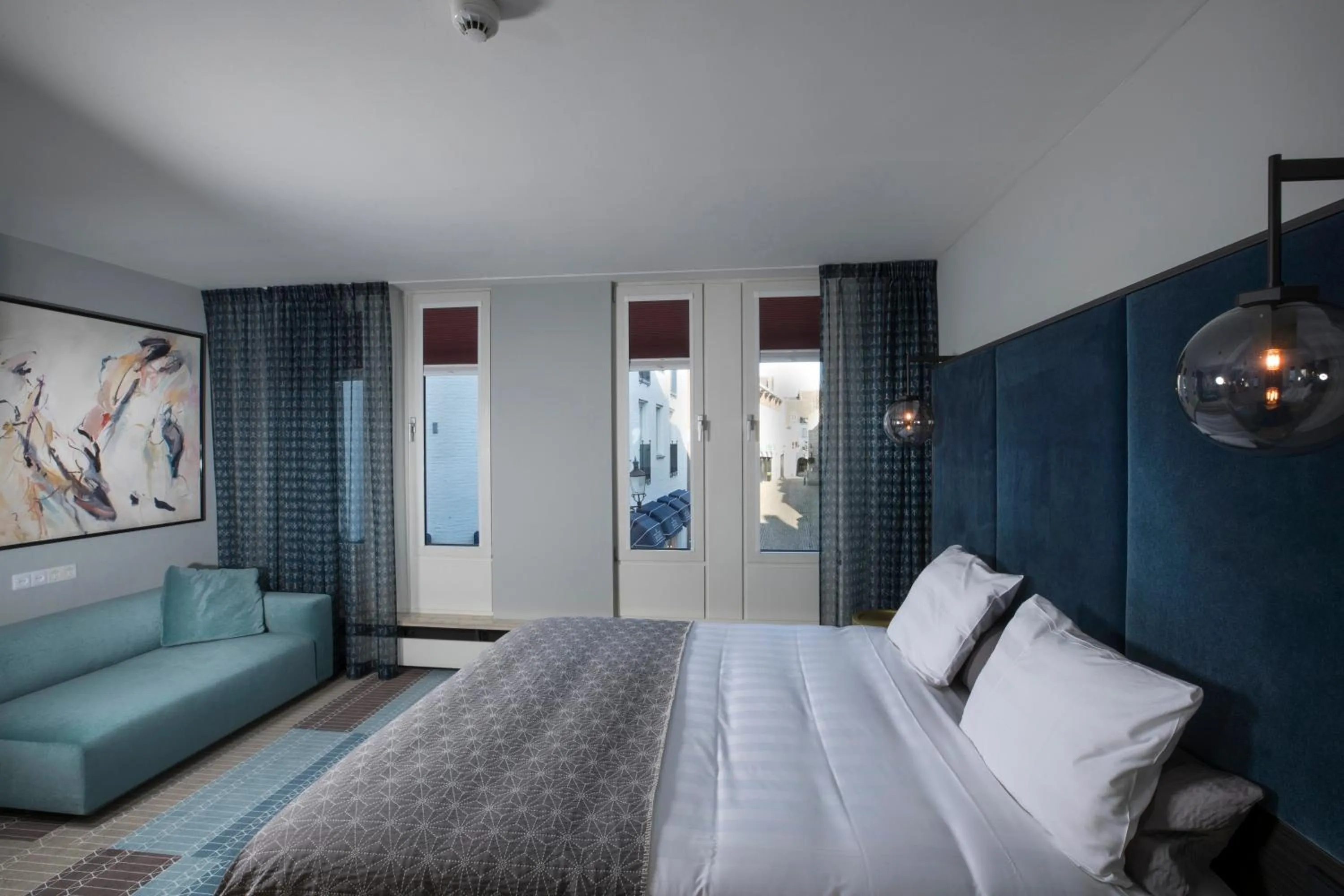 Premium Deluxe Twin or Double Room in Hotel Derlon