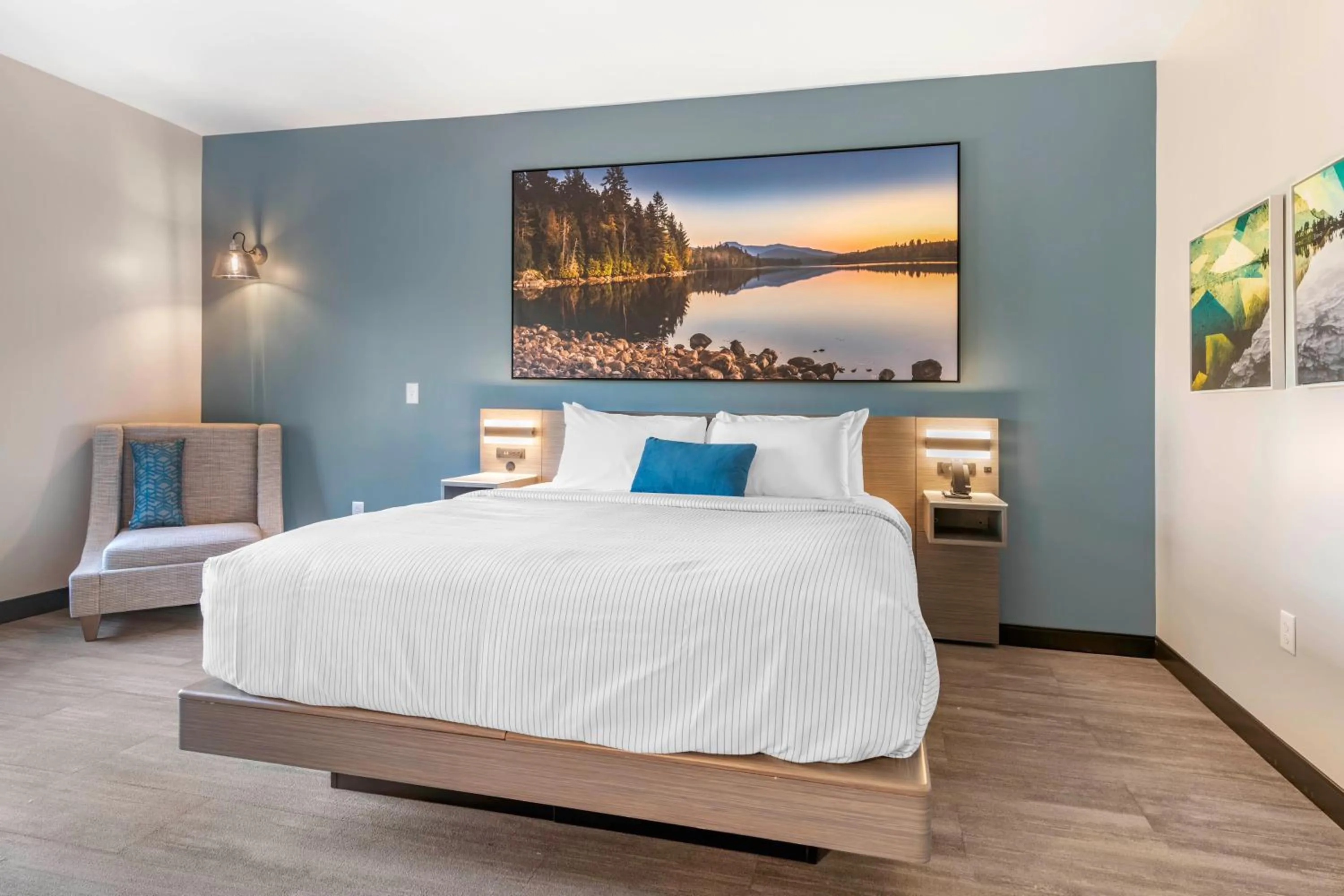 King Room - Disability Access/Non Smoking  in Cambria Hotel Lake Placid - Lakeside Resort