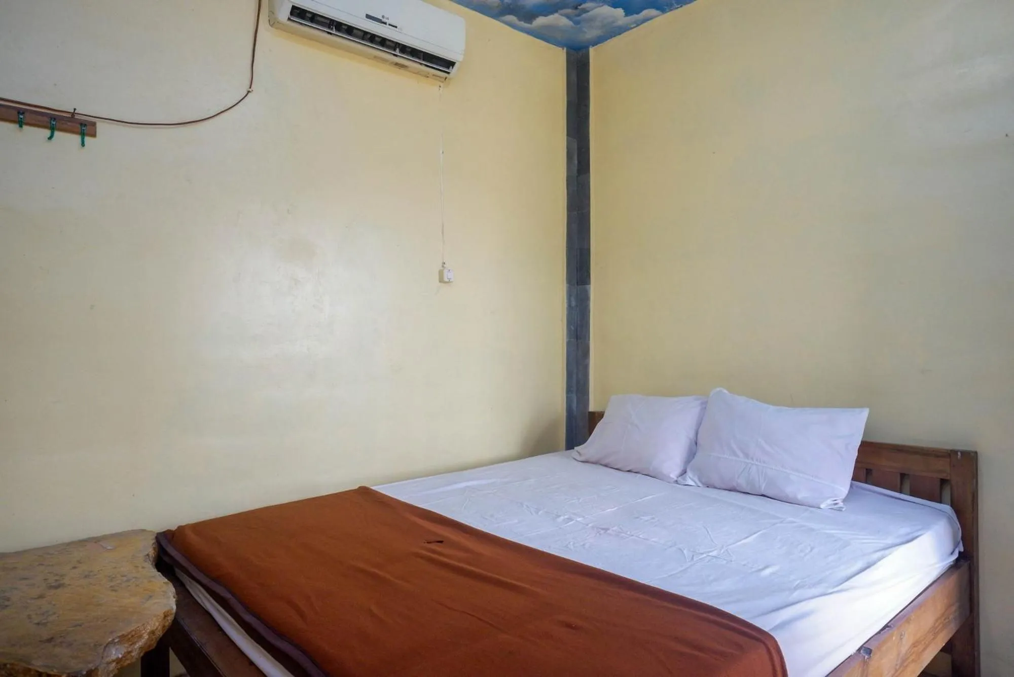 Standard Double Room - single occupancy in Hotel Kampoeng Drini RedPartner