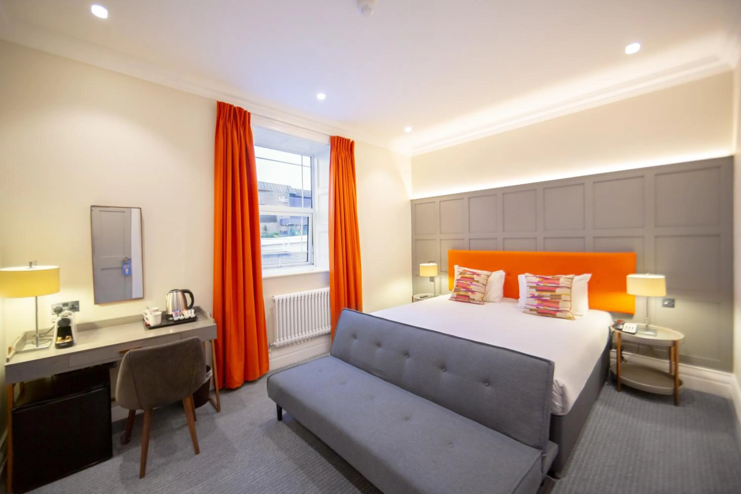 Luxury Suite in The Hermitage Hotel - OCEANA COLLECTION