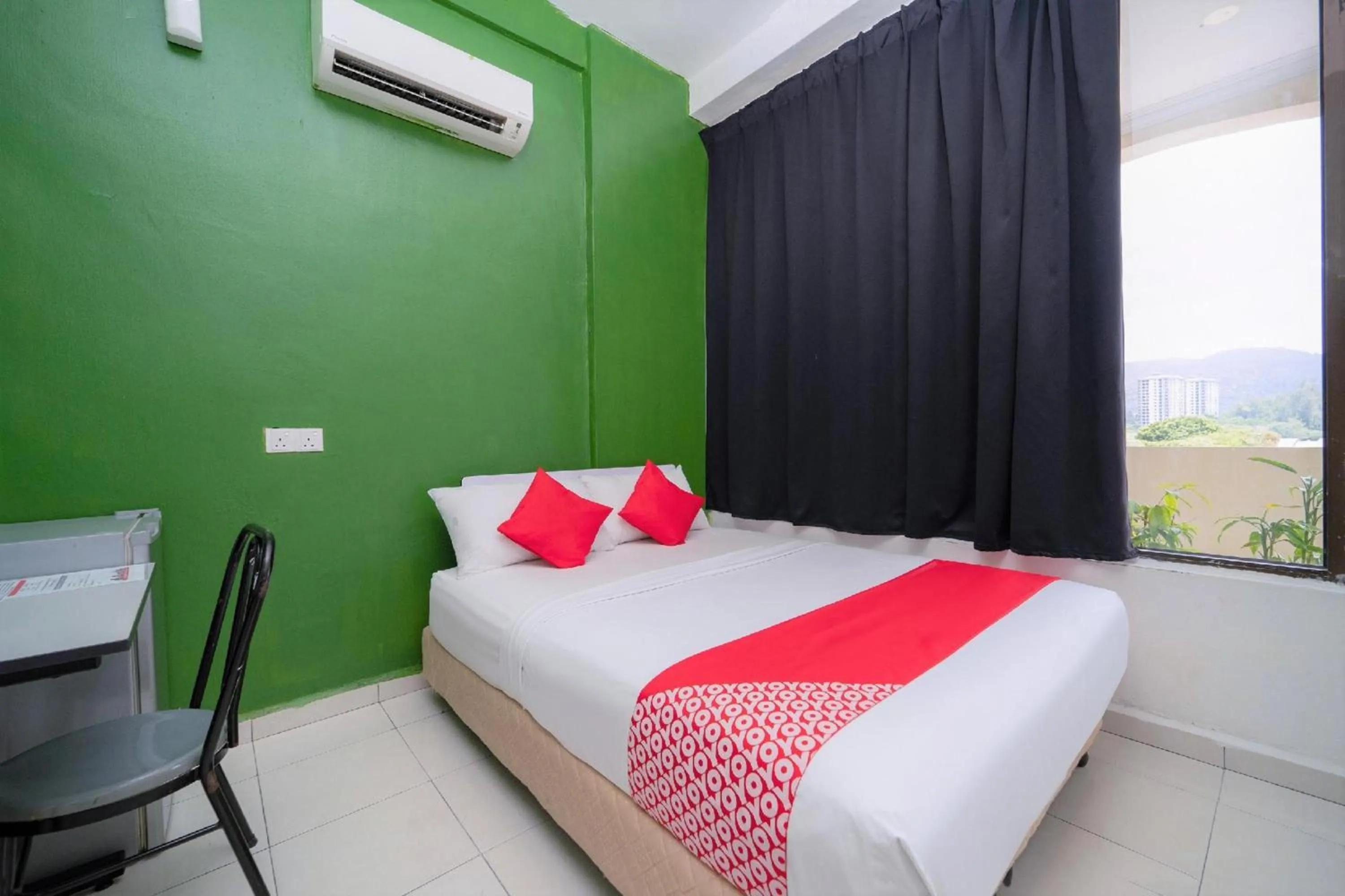Deluxe Double Room in Hotel O My Budget Home