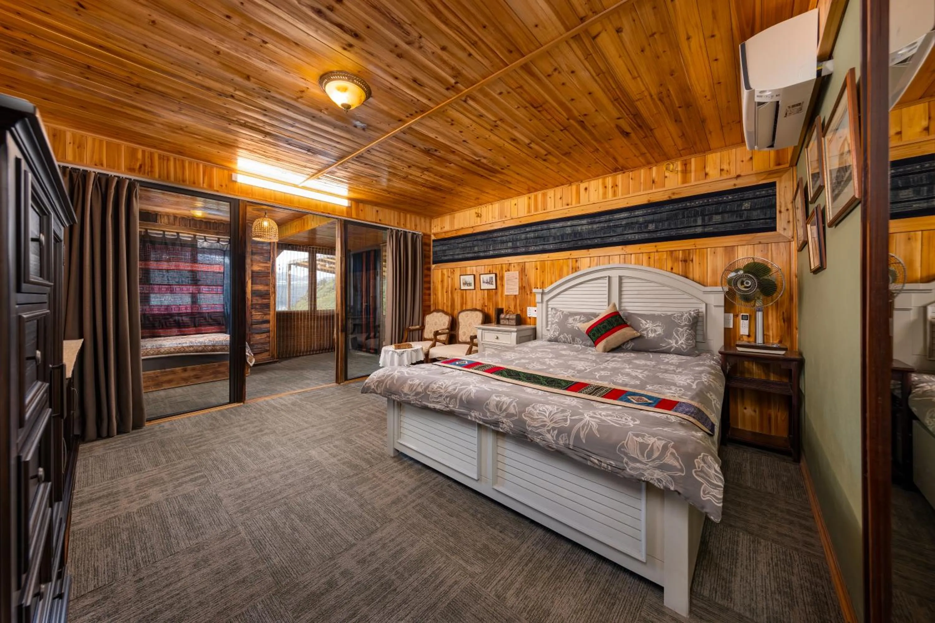 Deluxe Double Room with Balcony - single occupancy in Ta Phin Cottage