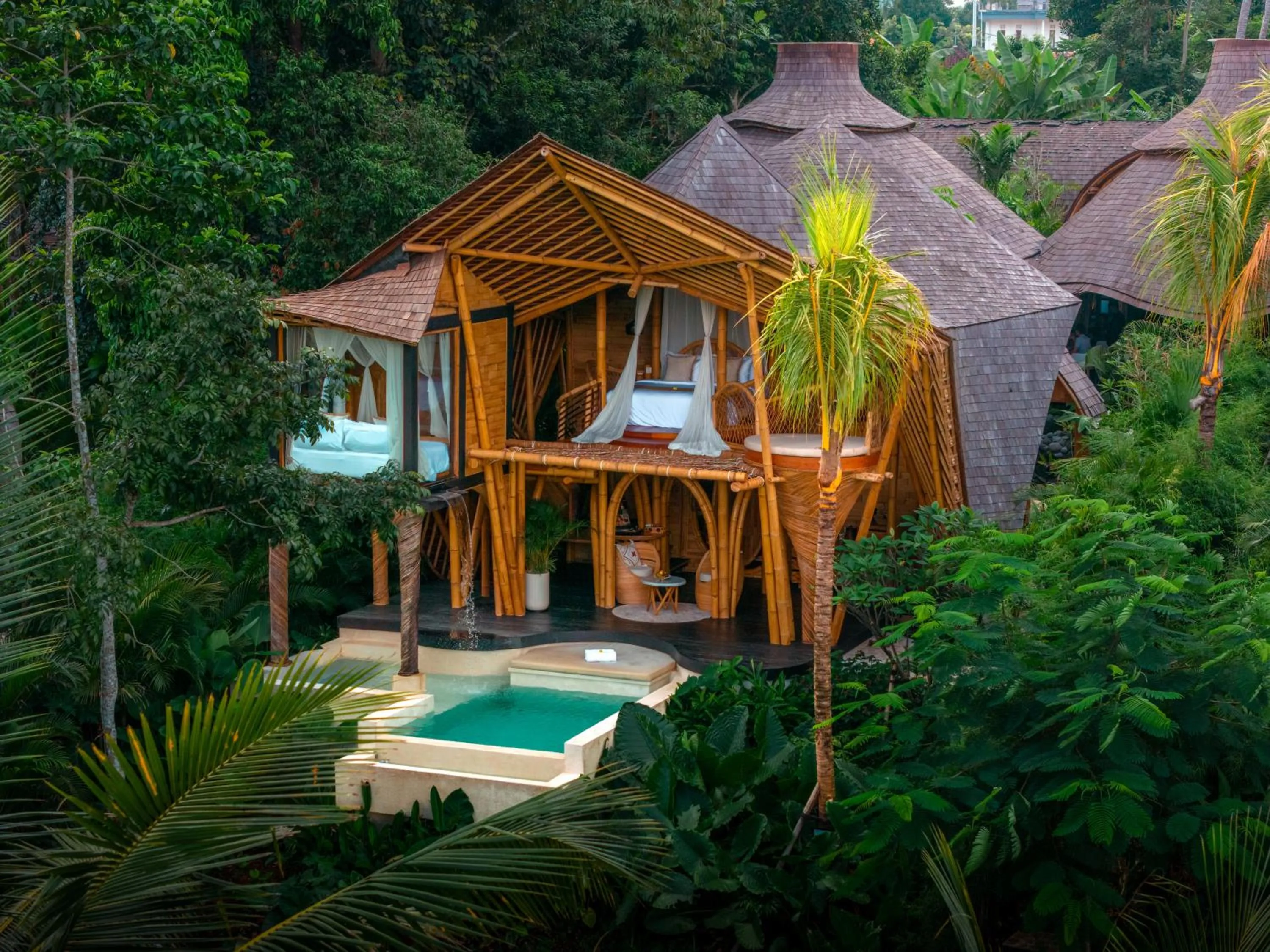 Villa with Private Pool in Bambootel Sawah View