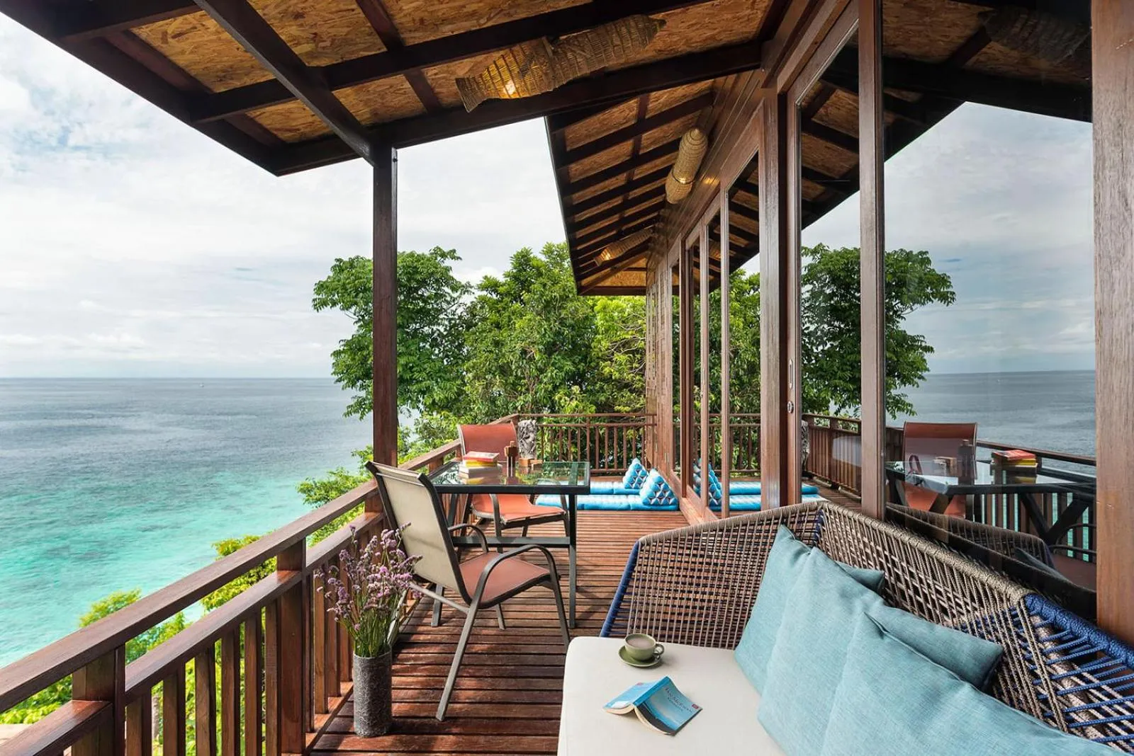 Grand Deluxe Room with Sea View in Serendipity Beach Resort Koh Lipe
