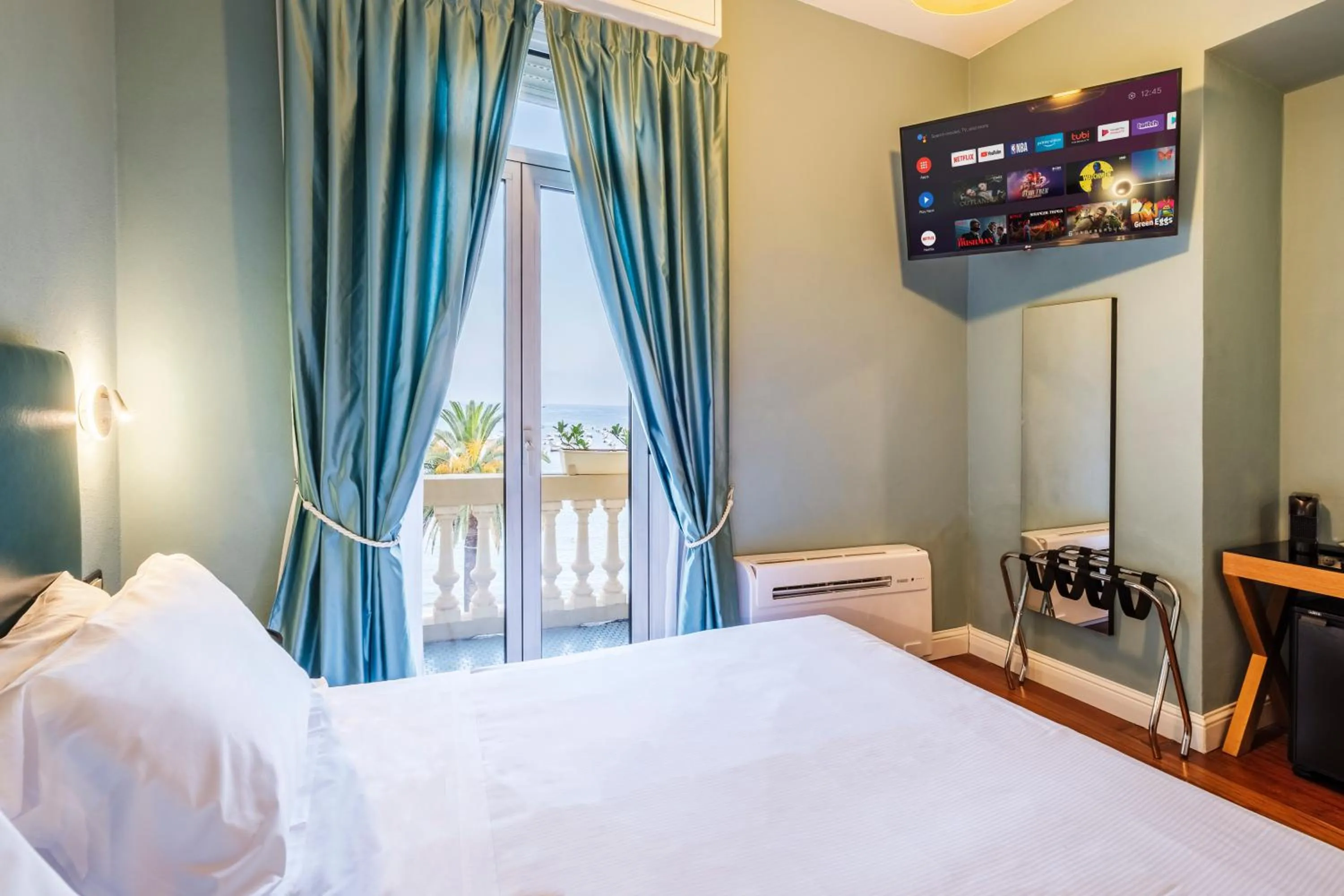 Superior Double or Twin Room with Sea View in Rosabianca Boutique Hotel