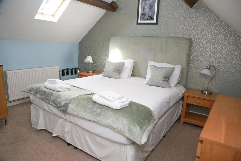 Double Room in The Maypole at Wellow