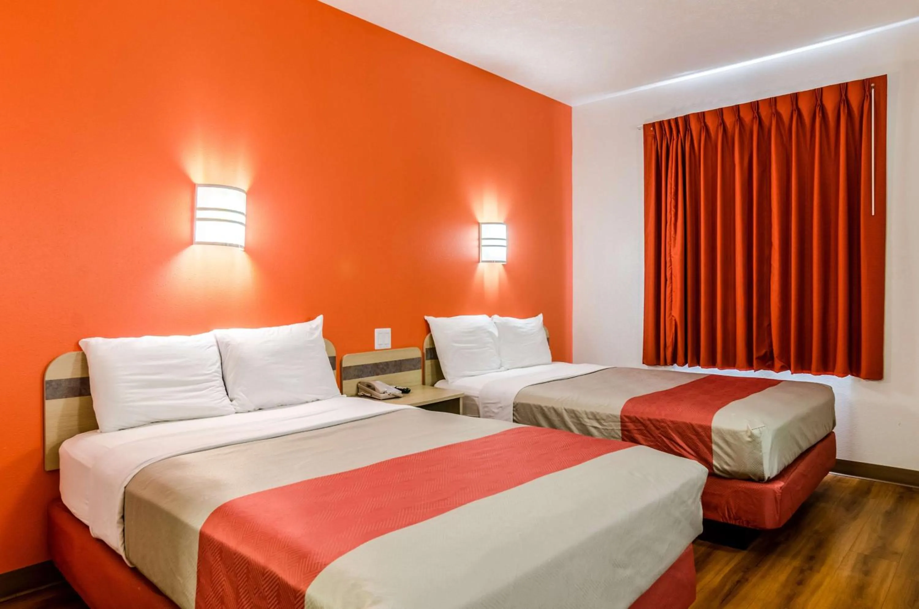 Quadruple Room - Disability Access - Non-Smoking in Motel 6-Kearney, NE