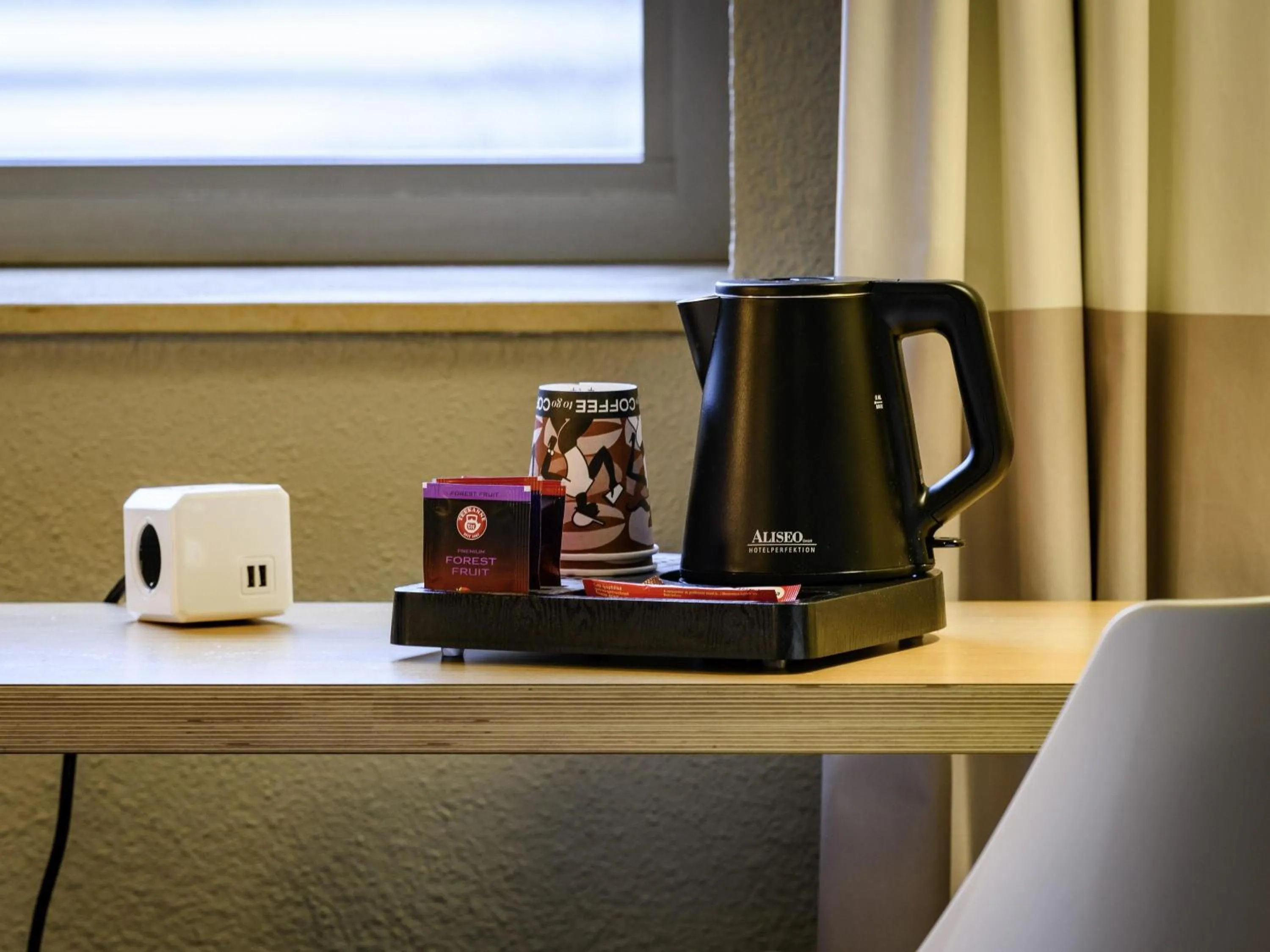 Double Room with River View in ibis Amsterdam Centre