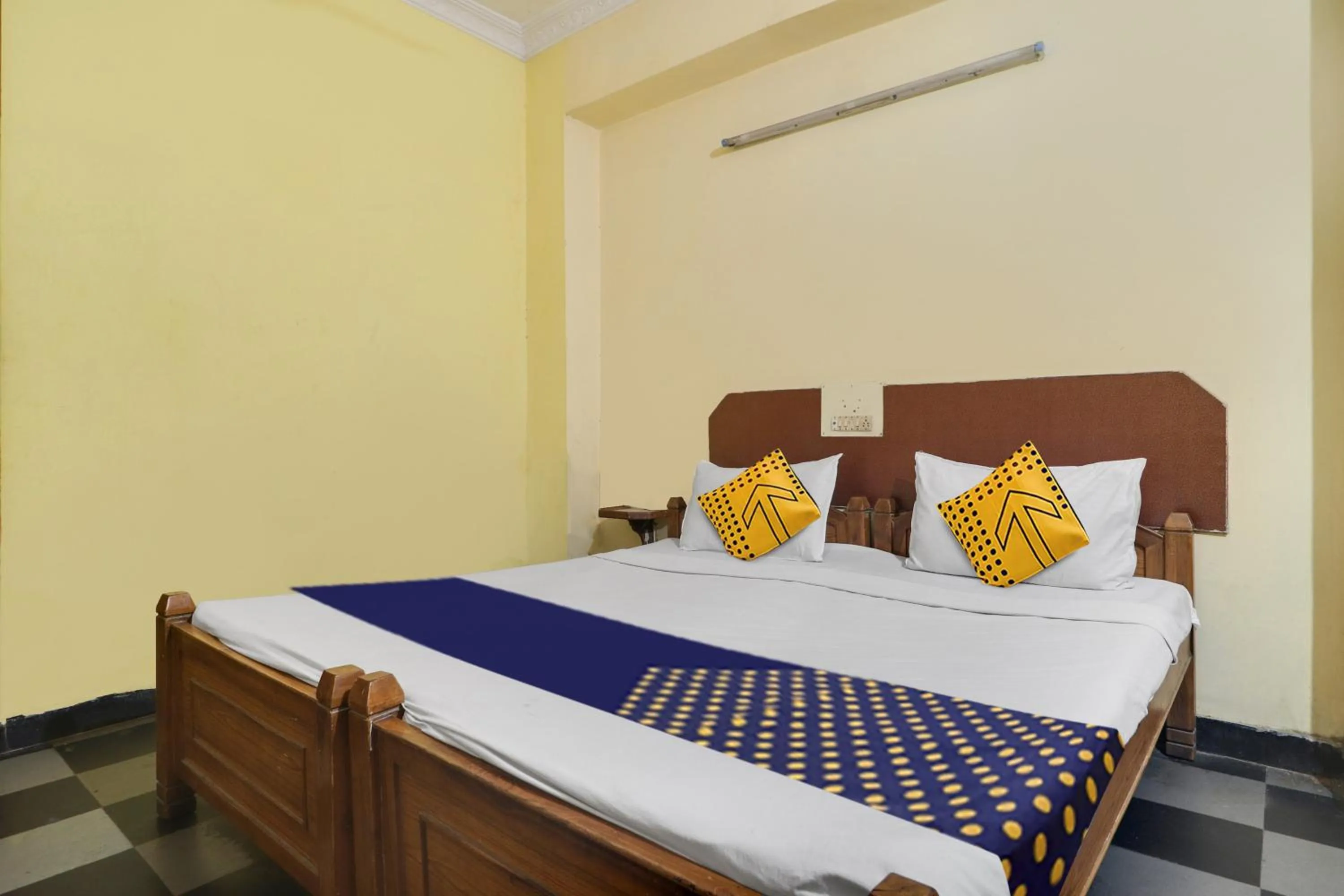 Classic Triple Room - single occupancy in SPOT ON New Balaji Residency