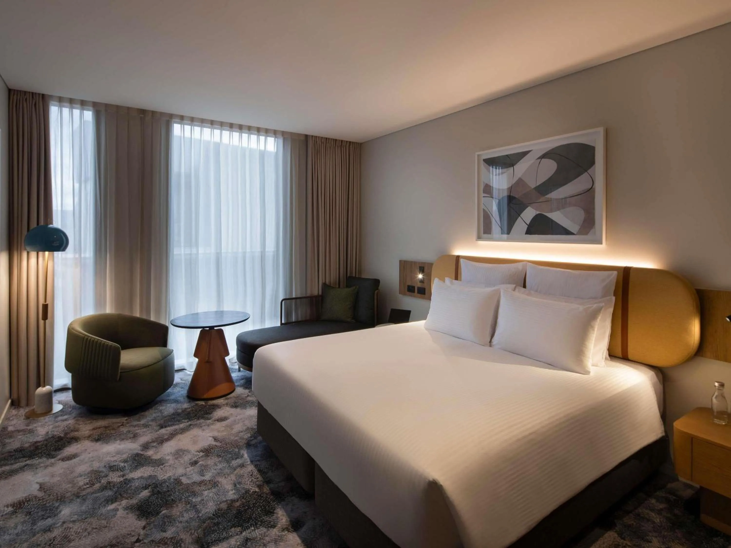 Superior King Room in Pullman Sydney Penrith